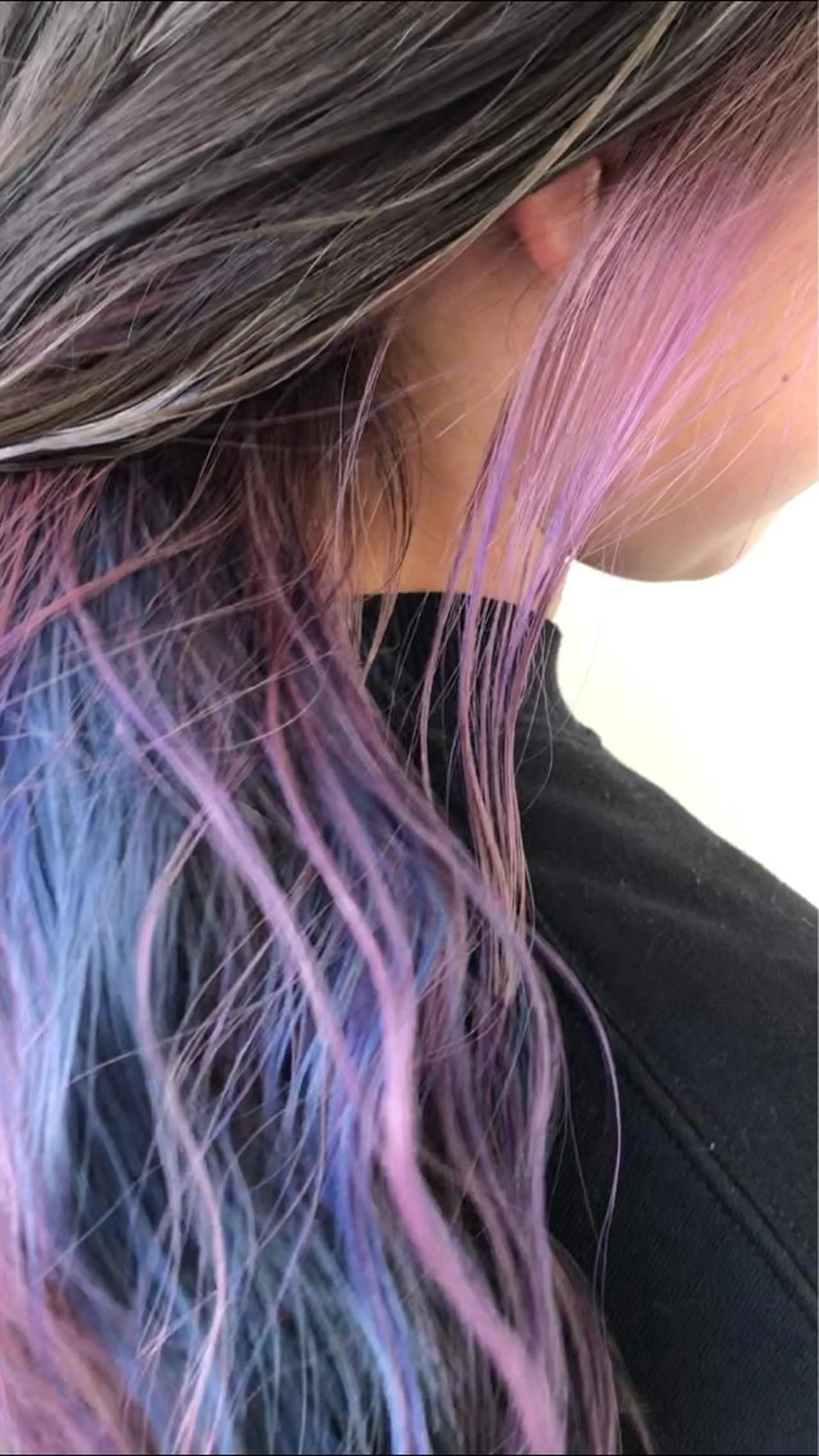 ロング パープルカラー ハイライト カット ヘアカラー カラーリスト菅野 竜矢🌈のヘアスタイル