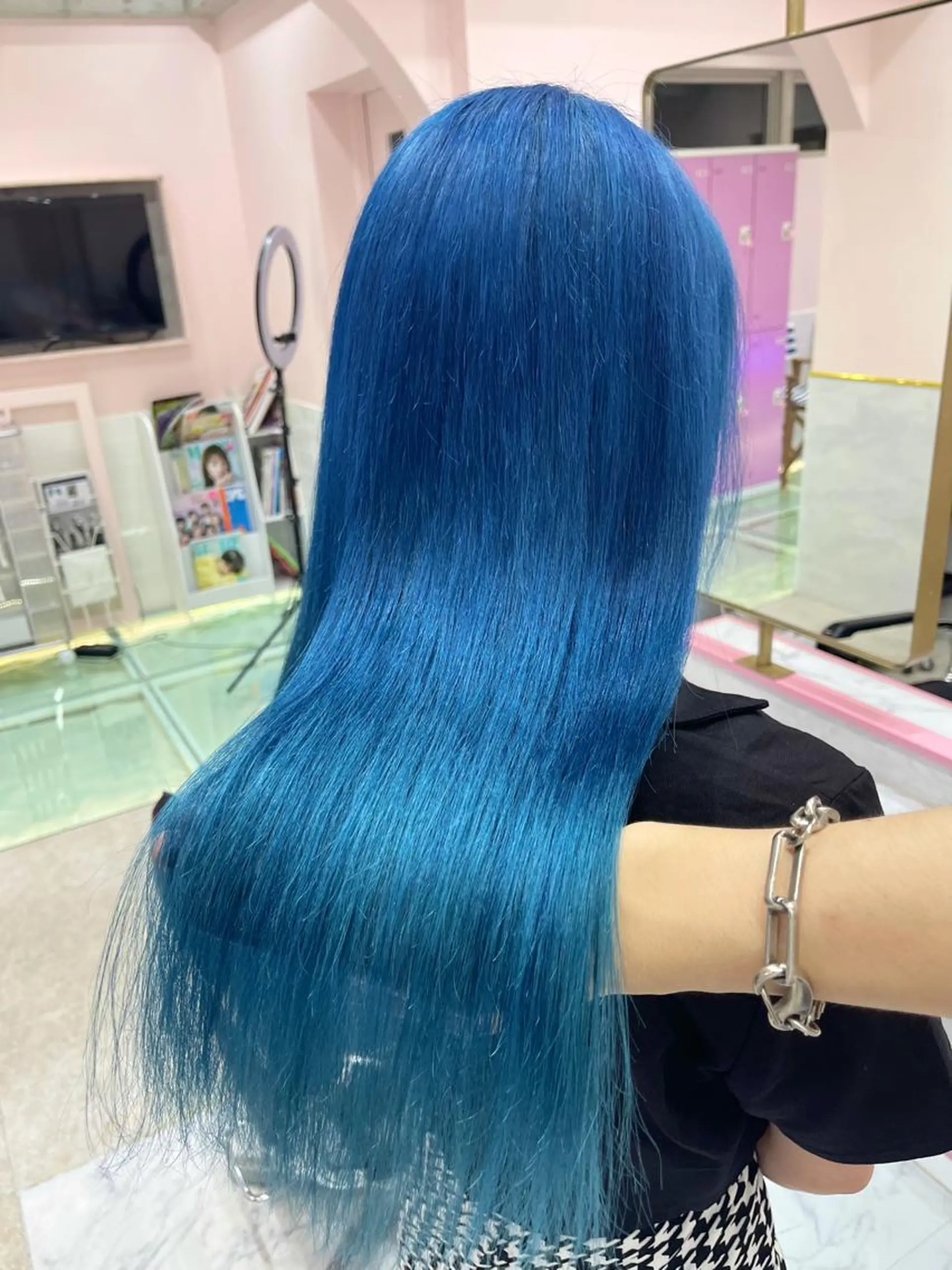 ロング ヘアカラー トリートメント 店長 小池アキトのヘアスタイル