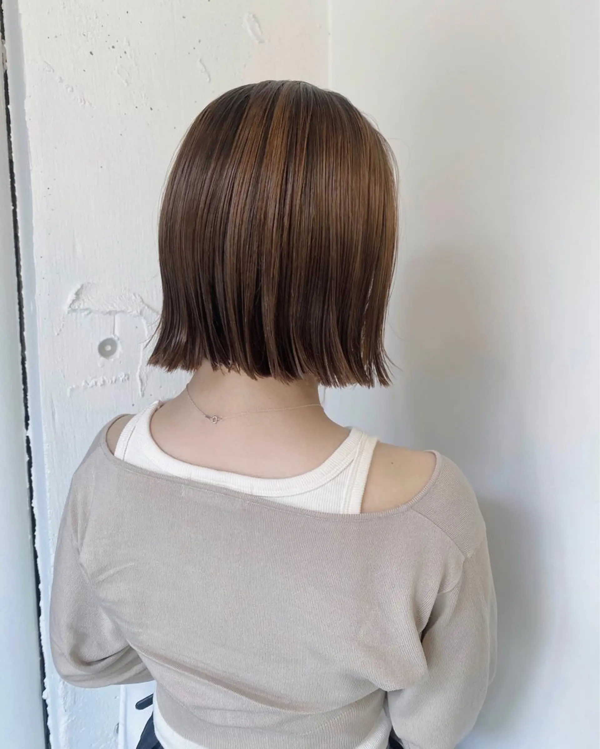 ショート カラー ボブ 大石 沙季のヘアスタイル