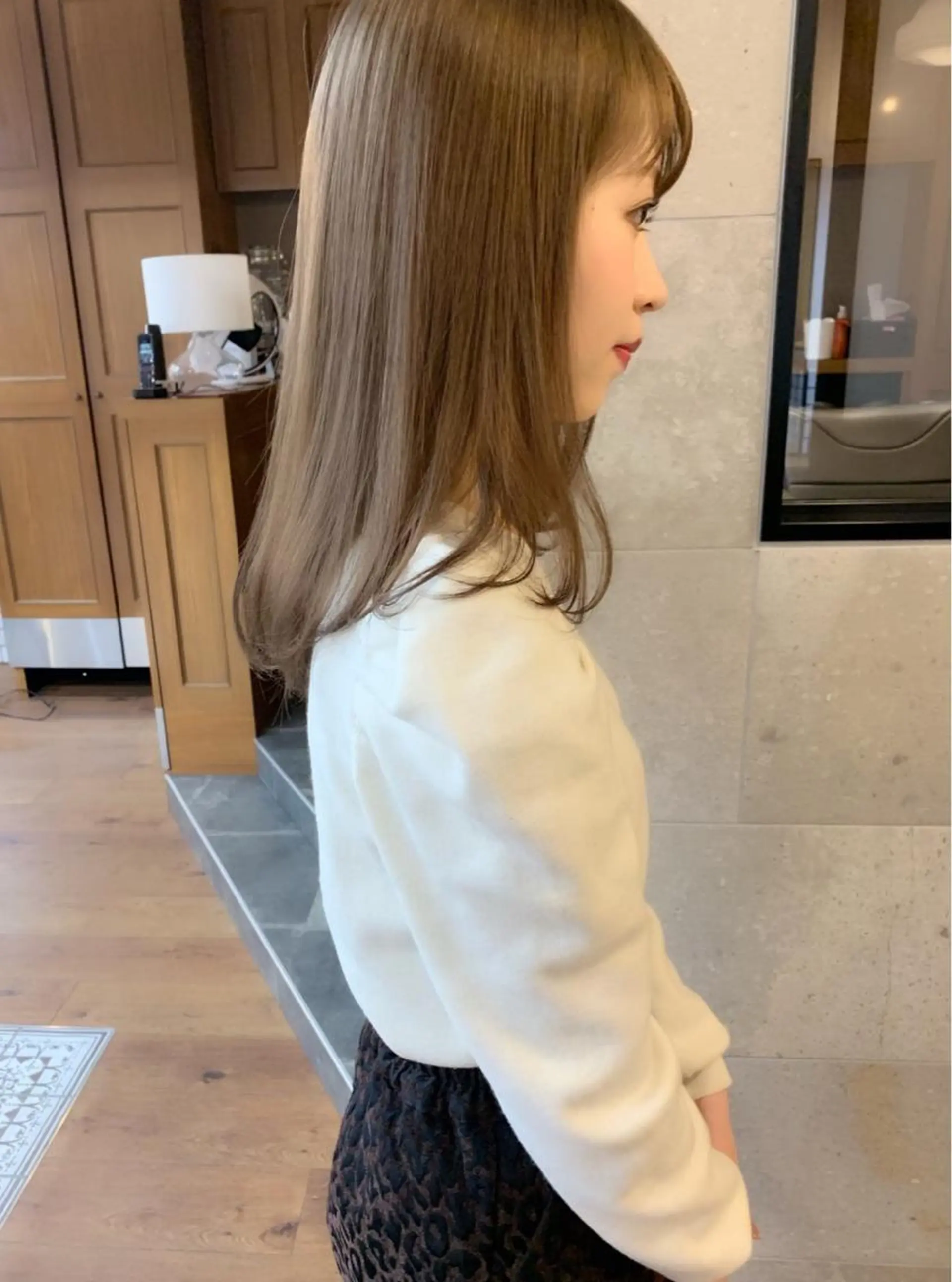 セミロング 開發 智也のヘアスタイル