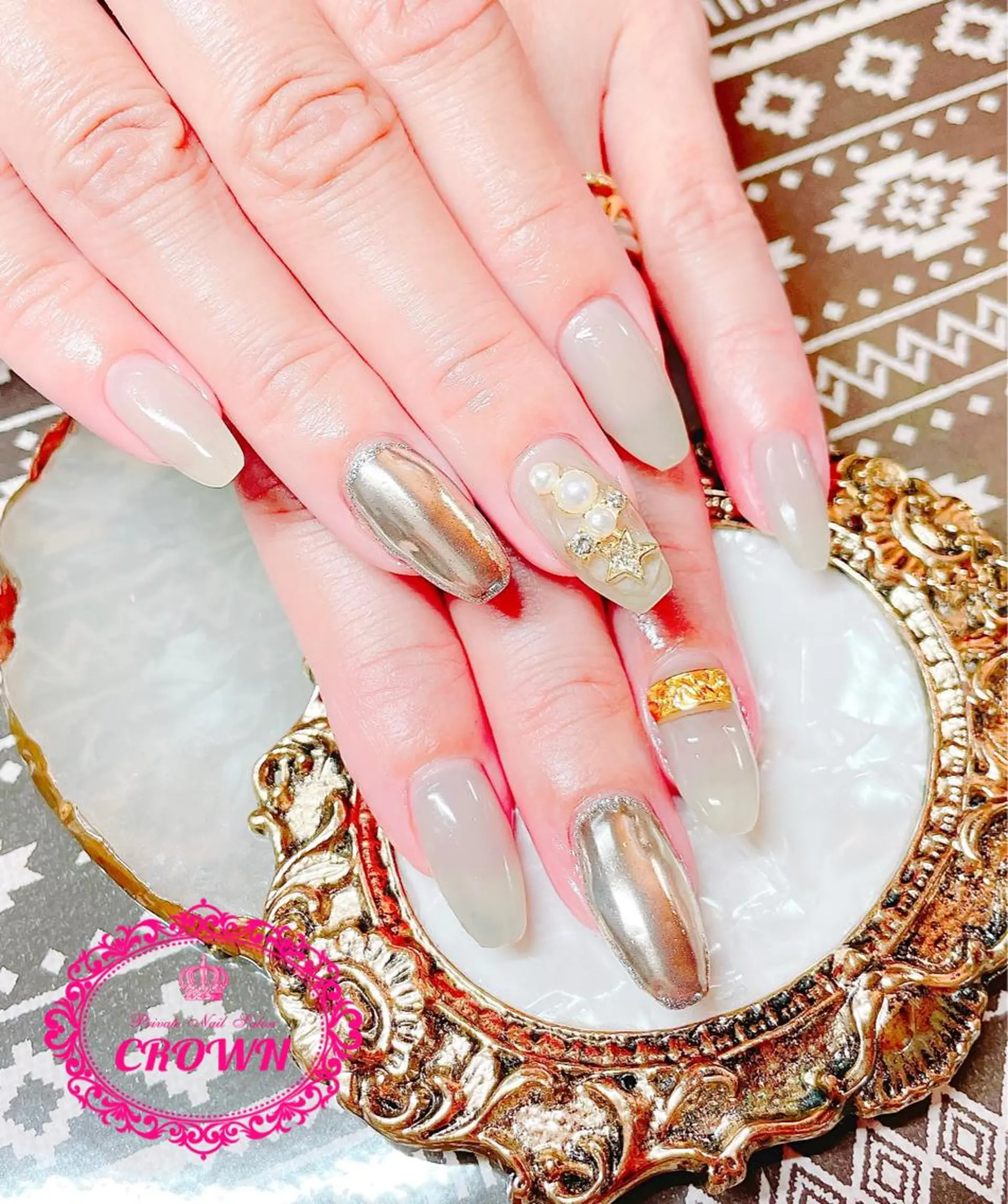 ネイル CROWN プライベートサロンのネイルデザイン