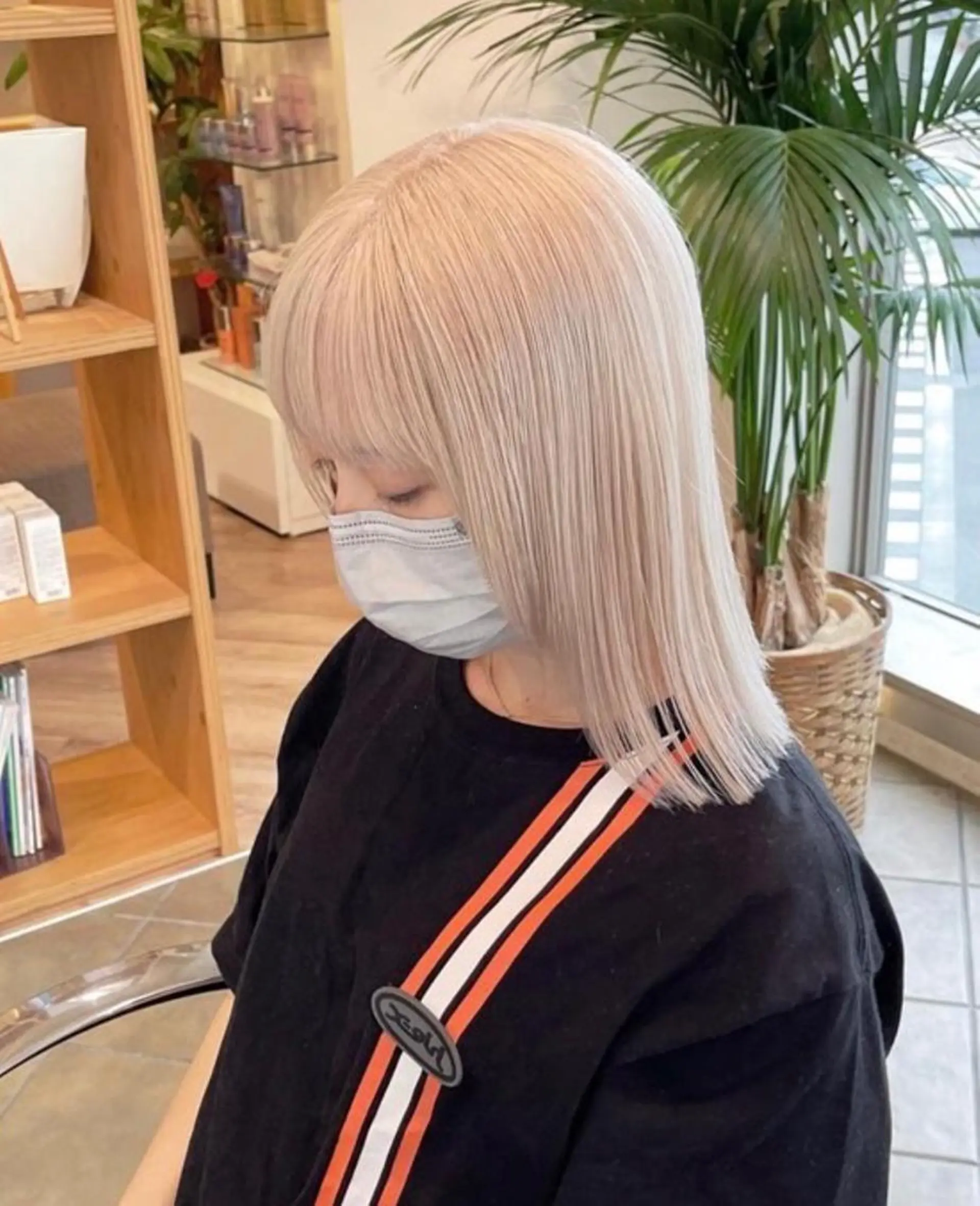ミディアム まるおか あやかのヘアスタイル