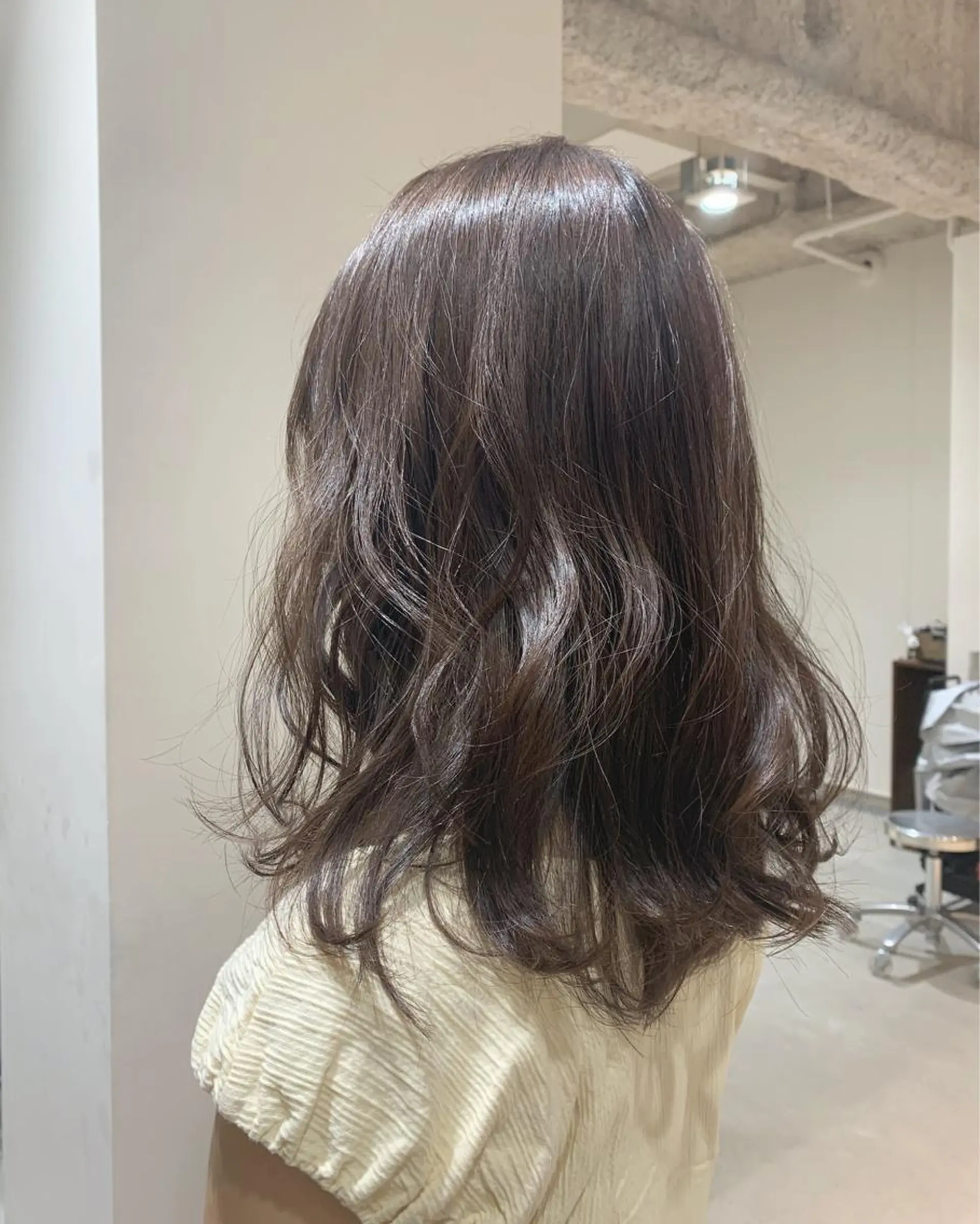 ミディアム カラー 【ミディアムと ロングに特化】島田恋のヘアスタイル