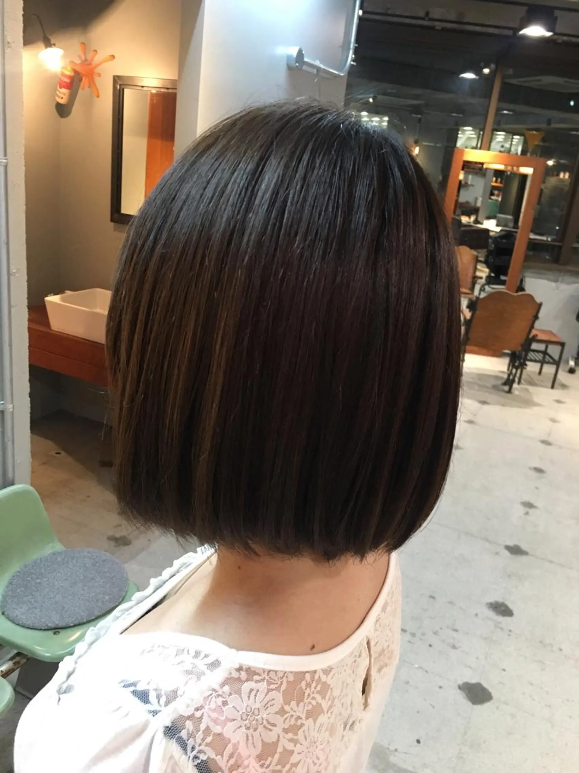 ミディアム カラー パーマ 切りっぱなしボブ ボブ 代表 中島貴志のヘアスタイル