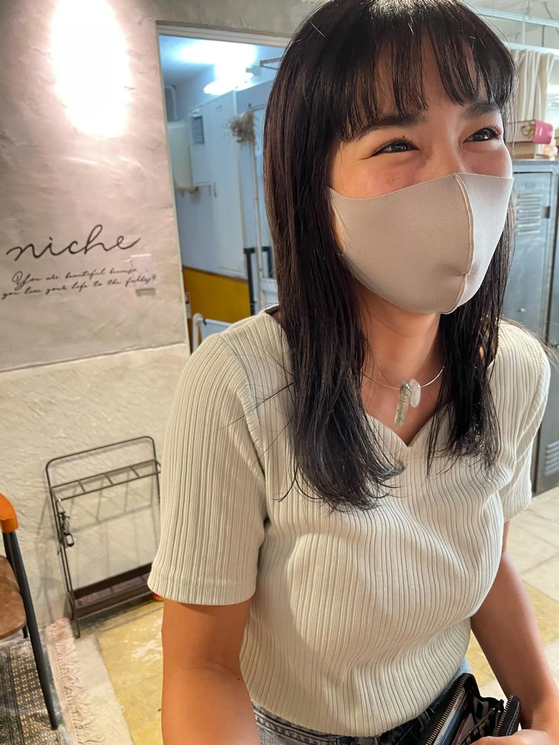 セミロング カット ヘアカラー 縮毛矯正 トリートメント さの あやねのヘアスタイル