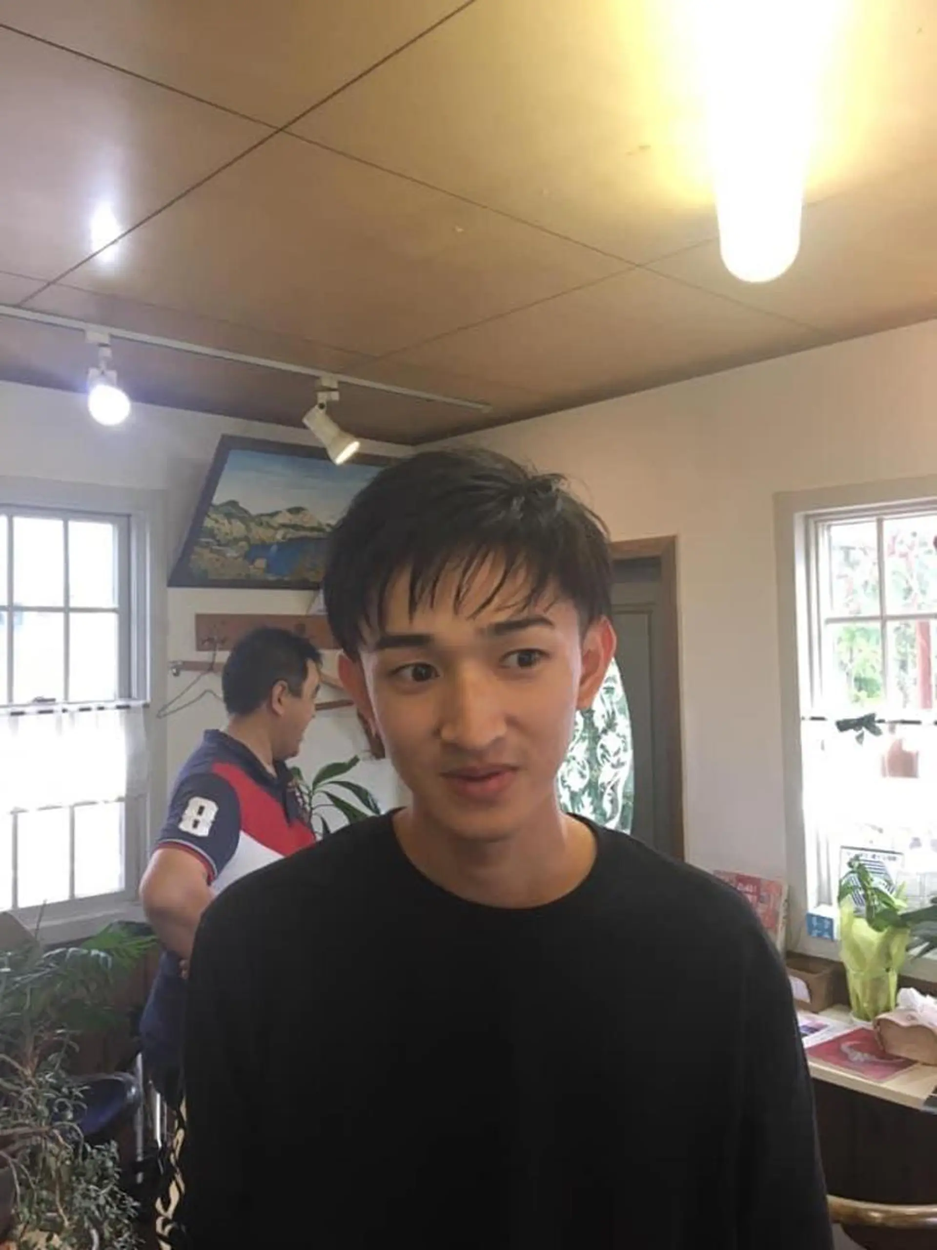 ショート カット 井上 和久のヘアスタイル