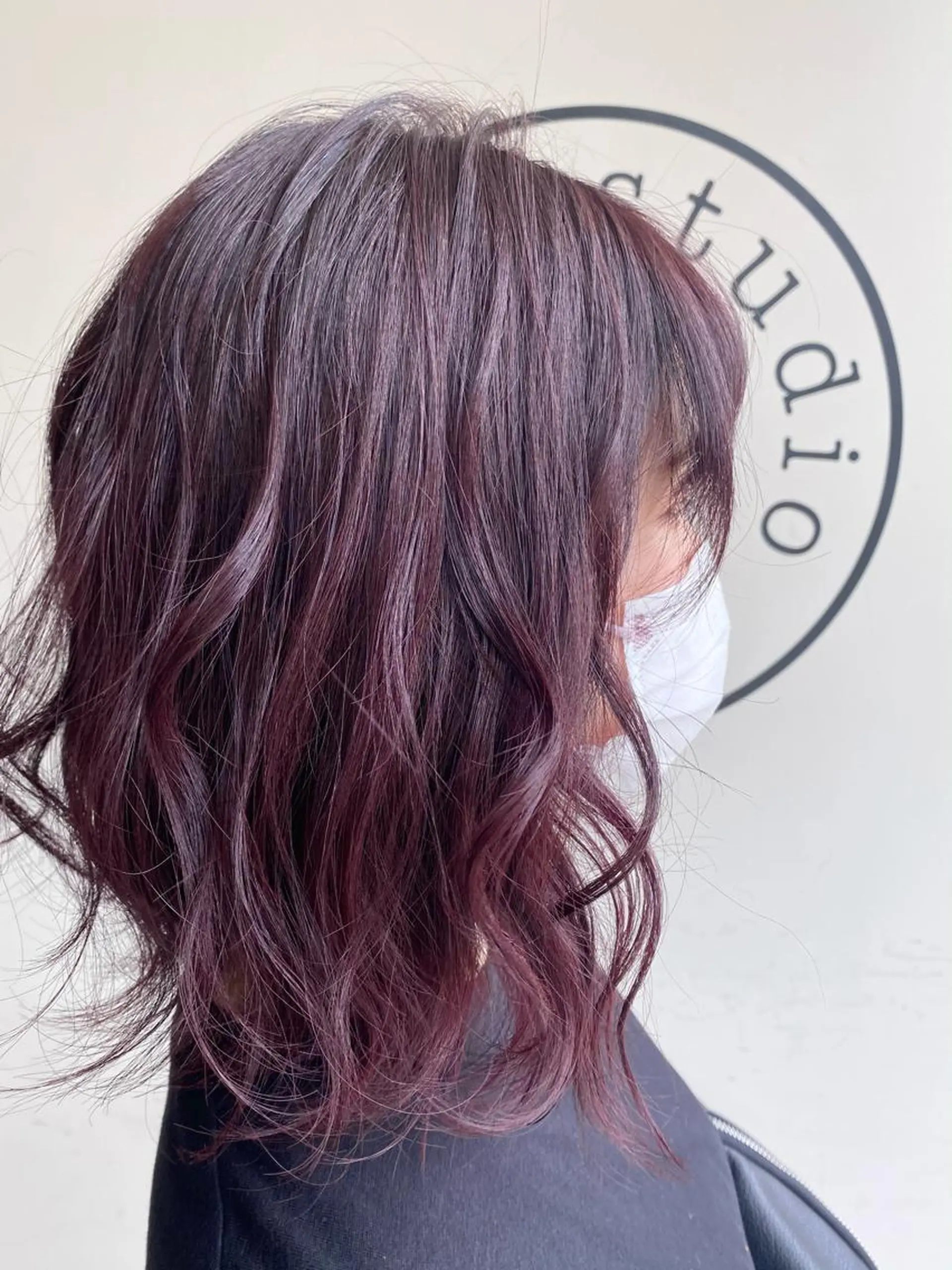 ミディアム カラー ピンクカラー 川越 輝梨奈のヘアスタイル