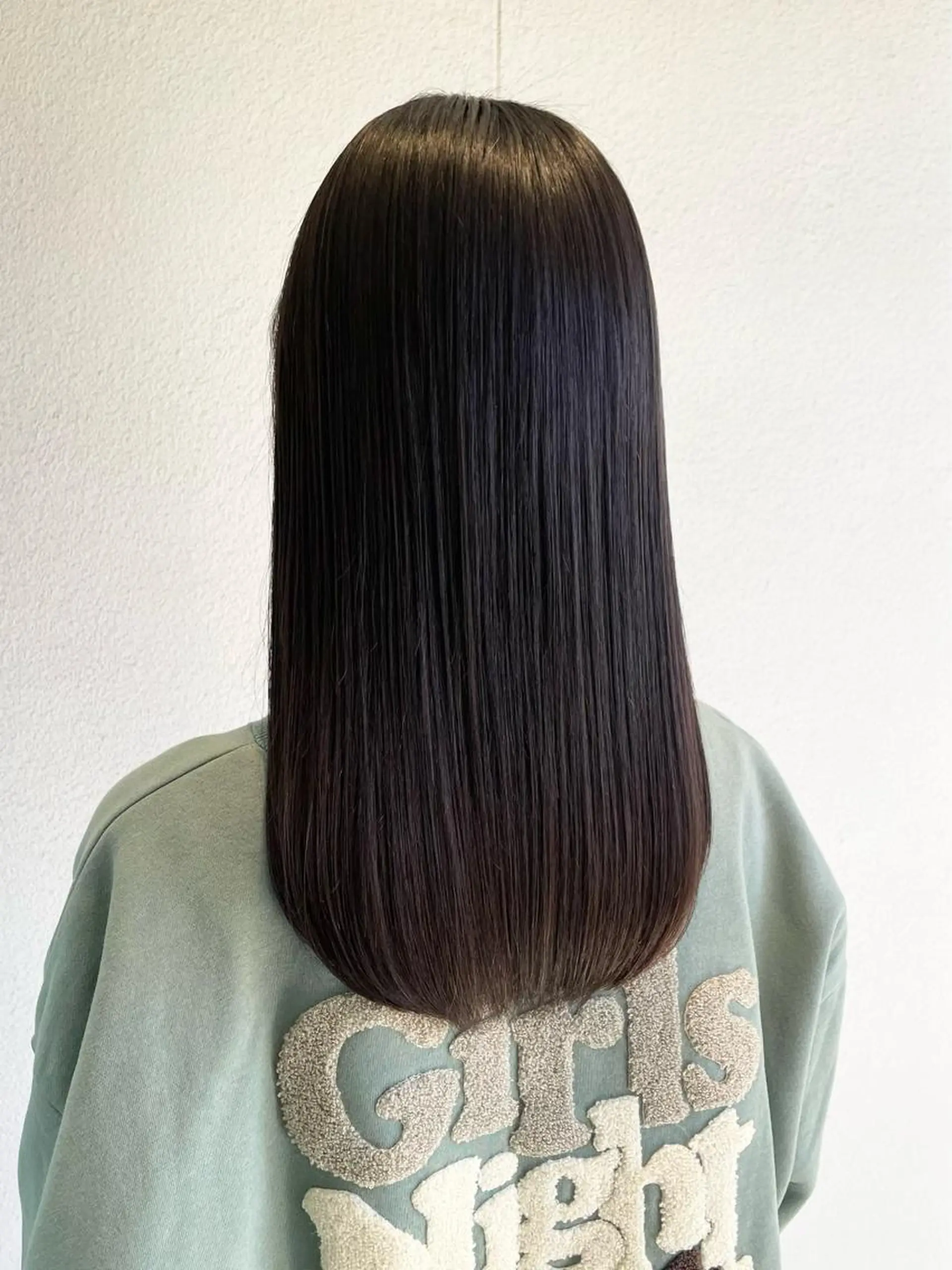 ロング 南 妃那のヘアスタイル