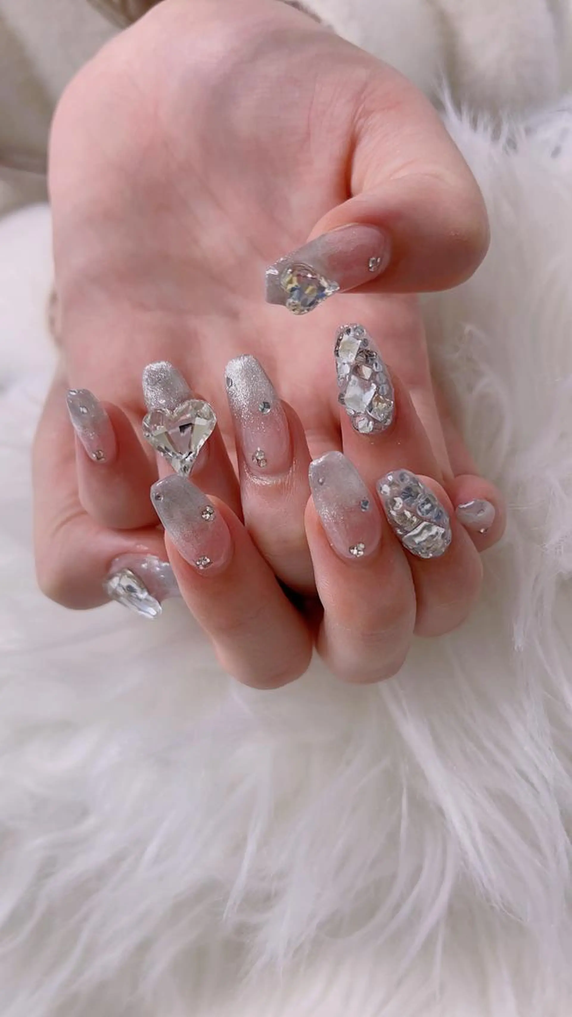 ネイル 菲菲ネイルサロン所属・FF フィフィネイルサロンのネイルデザイン