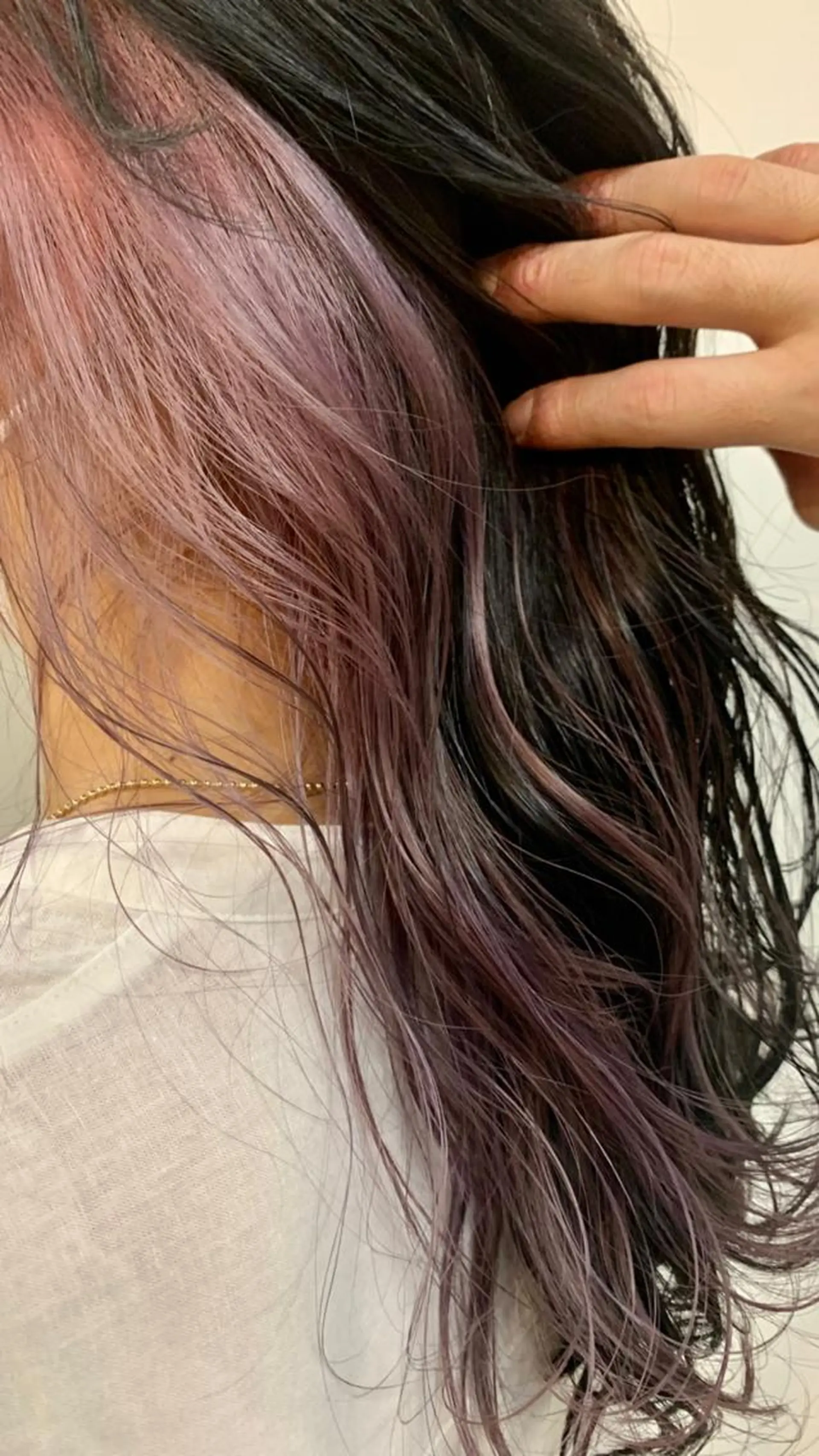 セミロング カラー ブリーチ ラベンダーカラー ラベンダーピンク ピンクカラー レイヤー職人 横浜/似合わせ/秋山のヘアスタイル