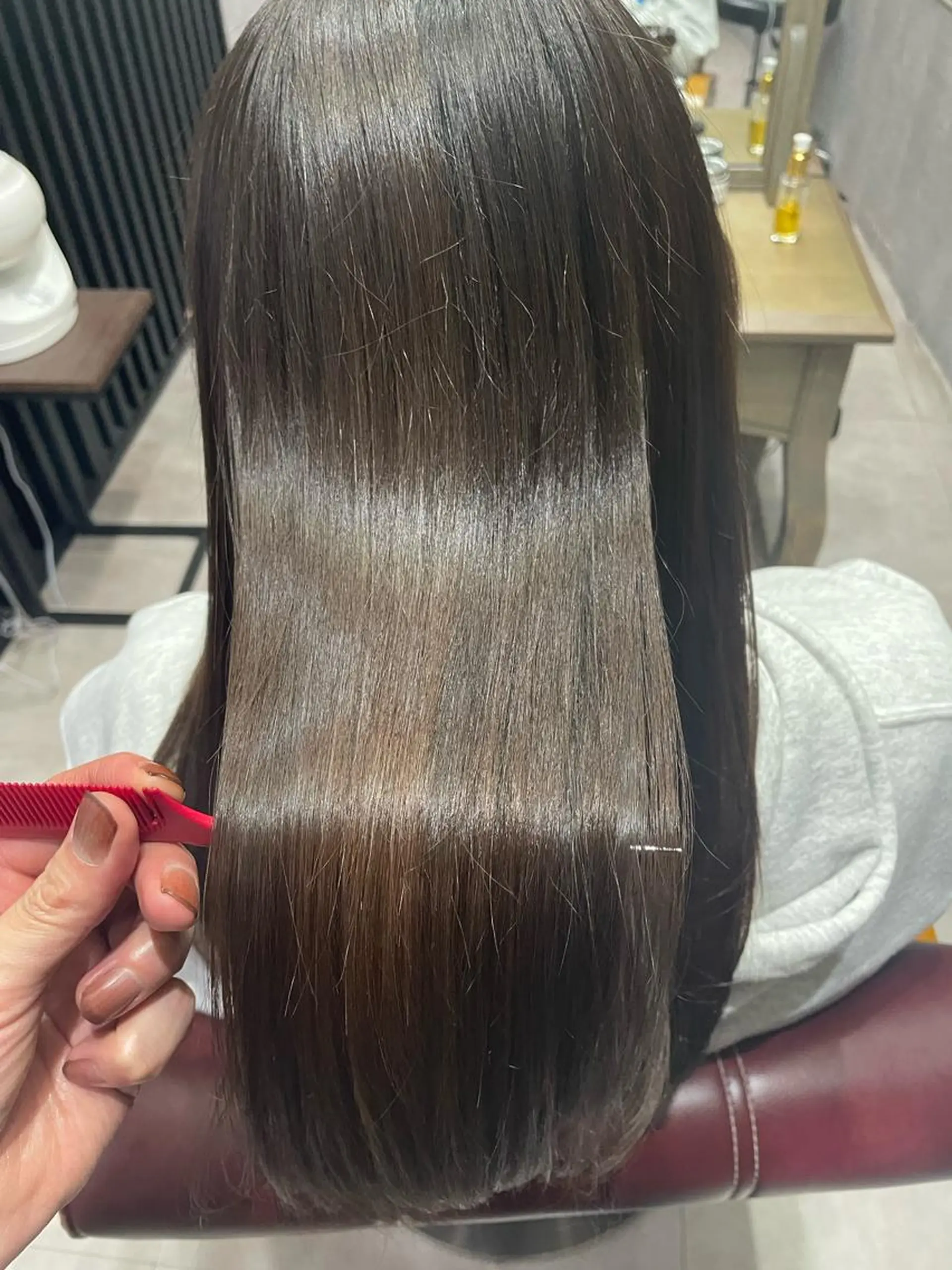 セミロング ROSSO ✂︎officialのヘアスタイル