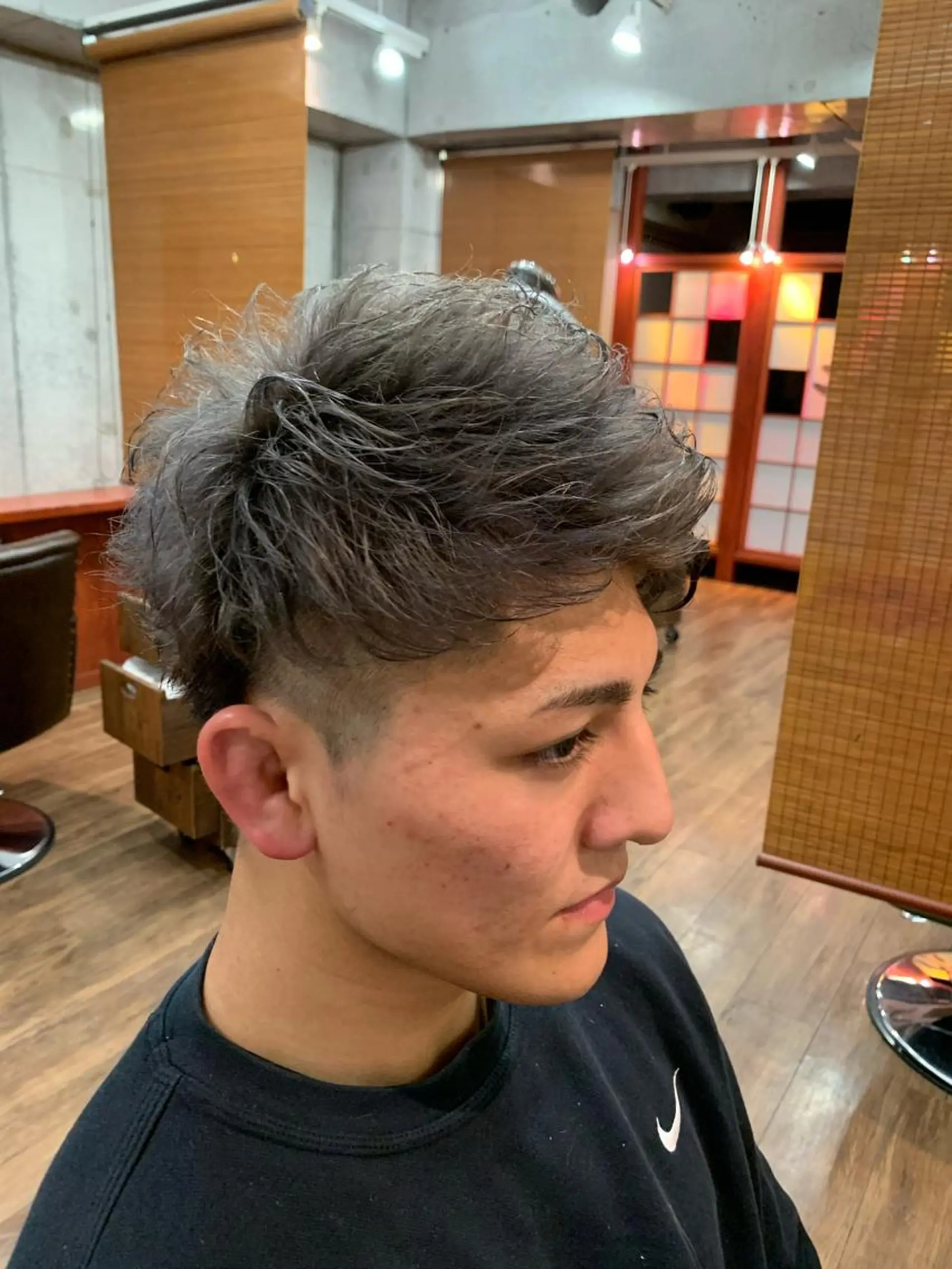 ショート カラー メンズ メンズブリーチ 黒髪 ブリーチ 高円寺　メンズカット 武内和樹のヘアスタイル