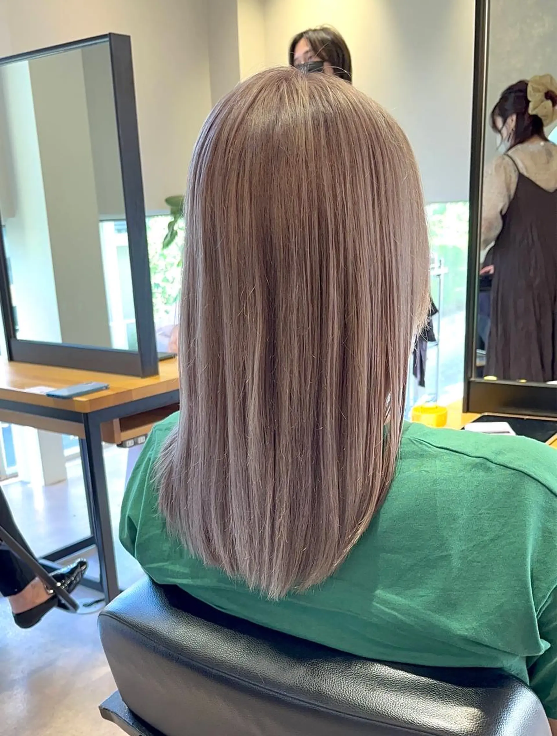 セミロング ヘアカラー ヘッドスパ 佐藤優太朗 似合わせ/髪質改善のヘアスタイル