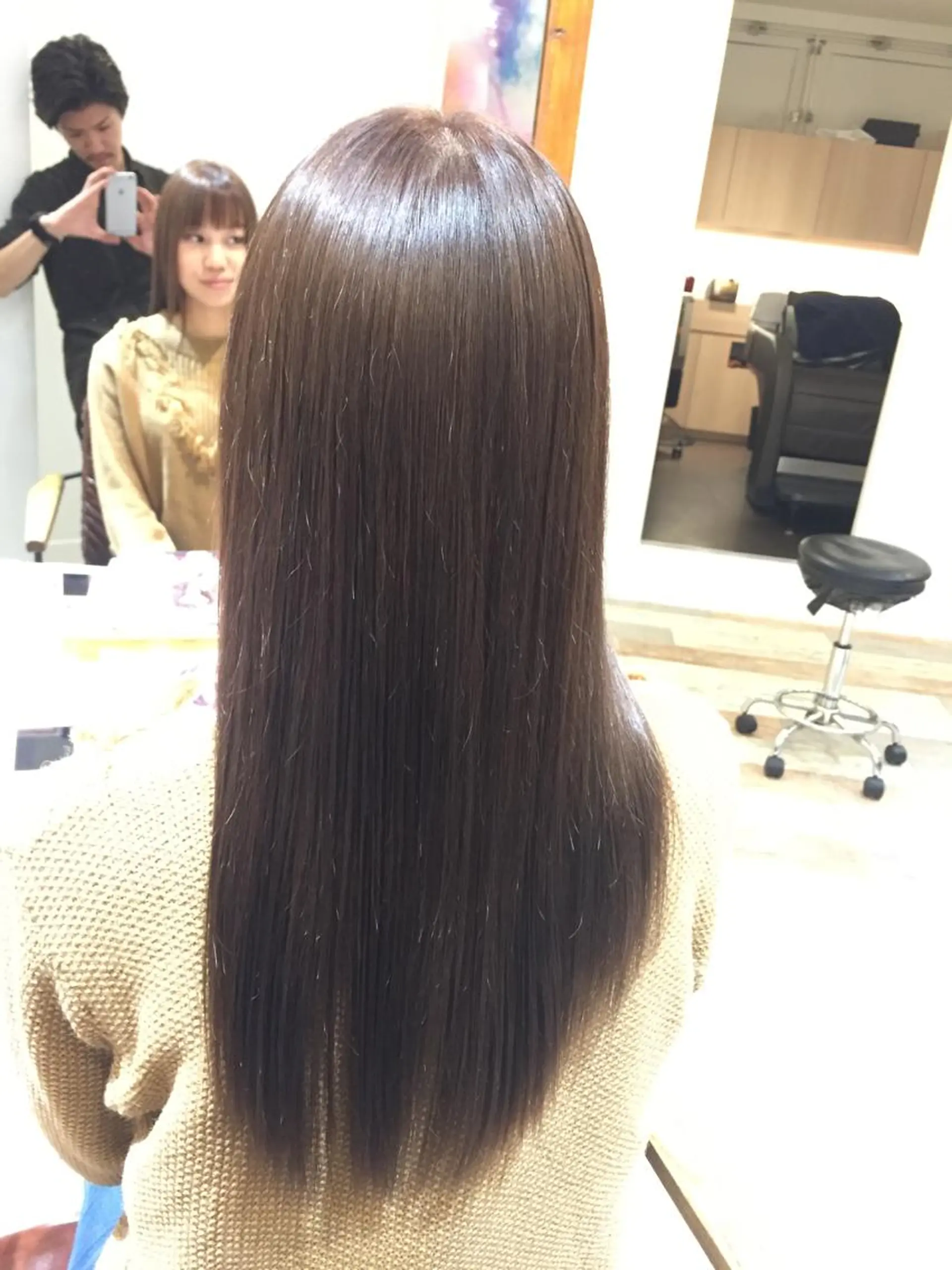 ロング カラー グレージュ ハイトーン×髪質改善 KENTAのヘアスタイル