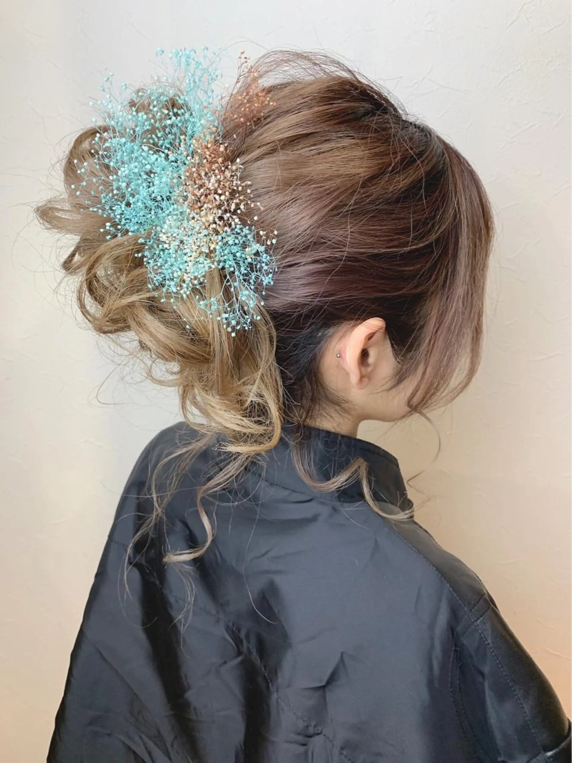 ロング ヘアセット ambleluxe 🌈透明感カラー中野のヘアスタイル