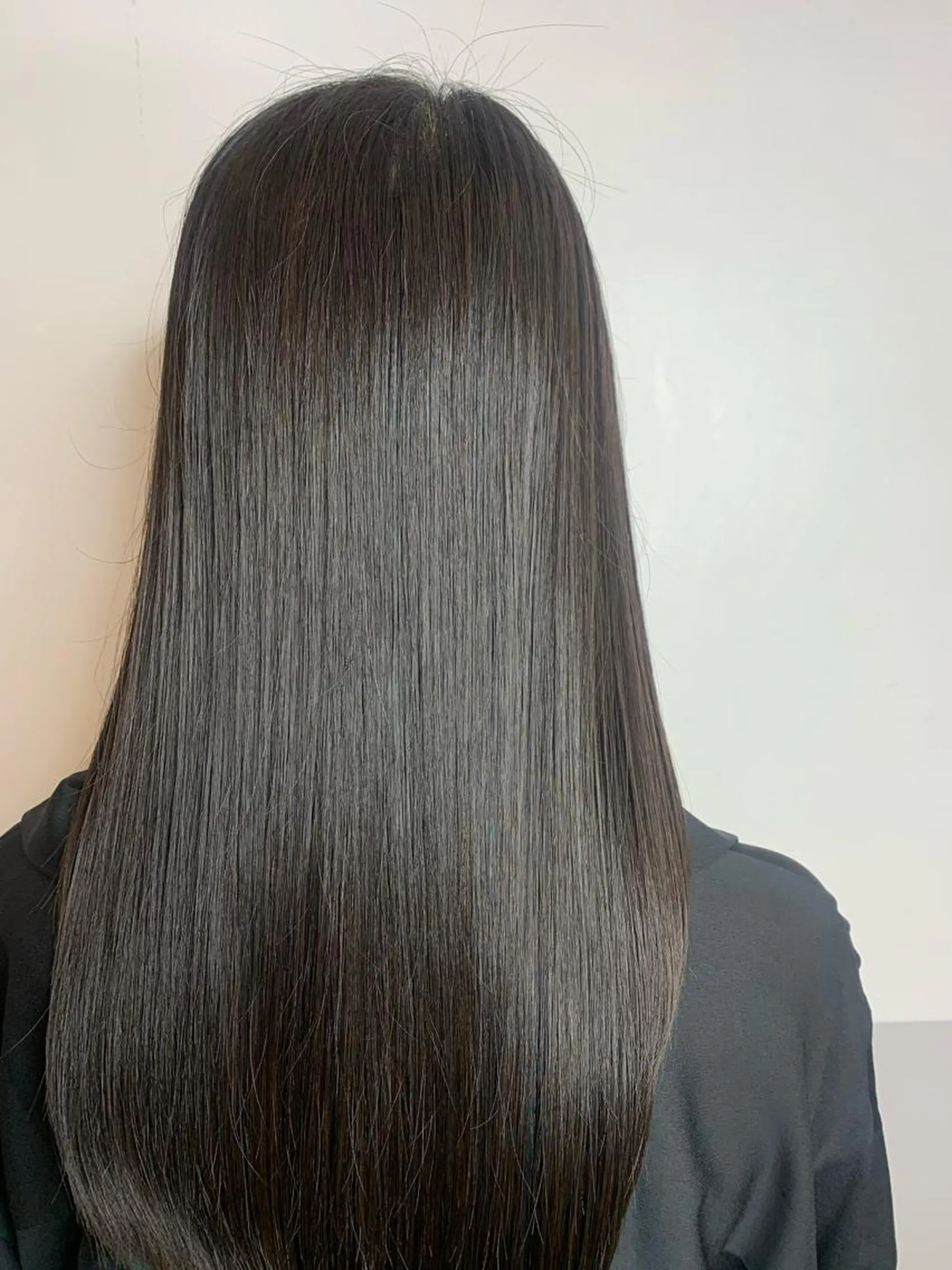 ロング トリートメント トップ スタイリストのヘアスタイル