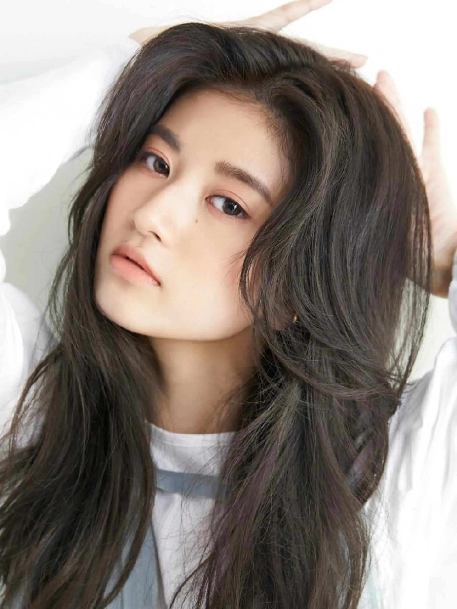 カラー ブルーカラー 清水 旭美のヘアスタイル