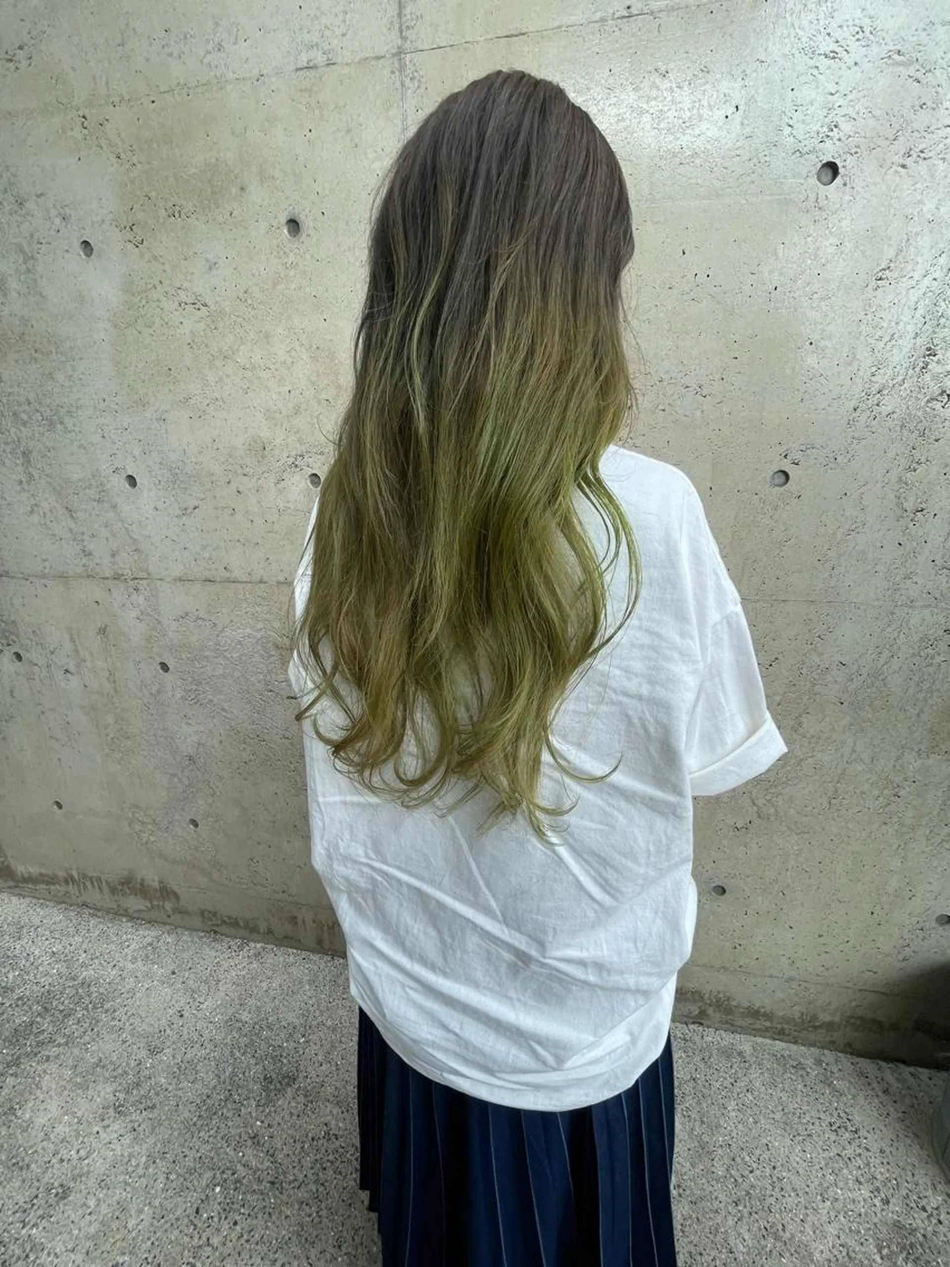 ロング カラー 日高 香織のヘアスタイル