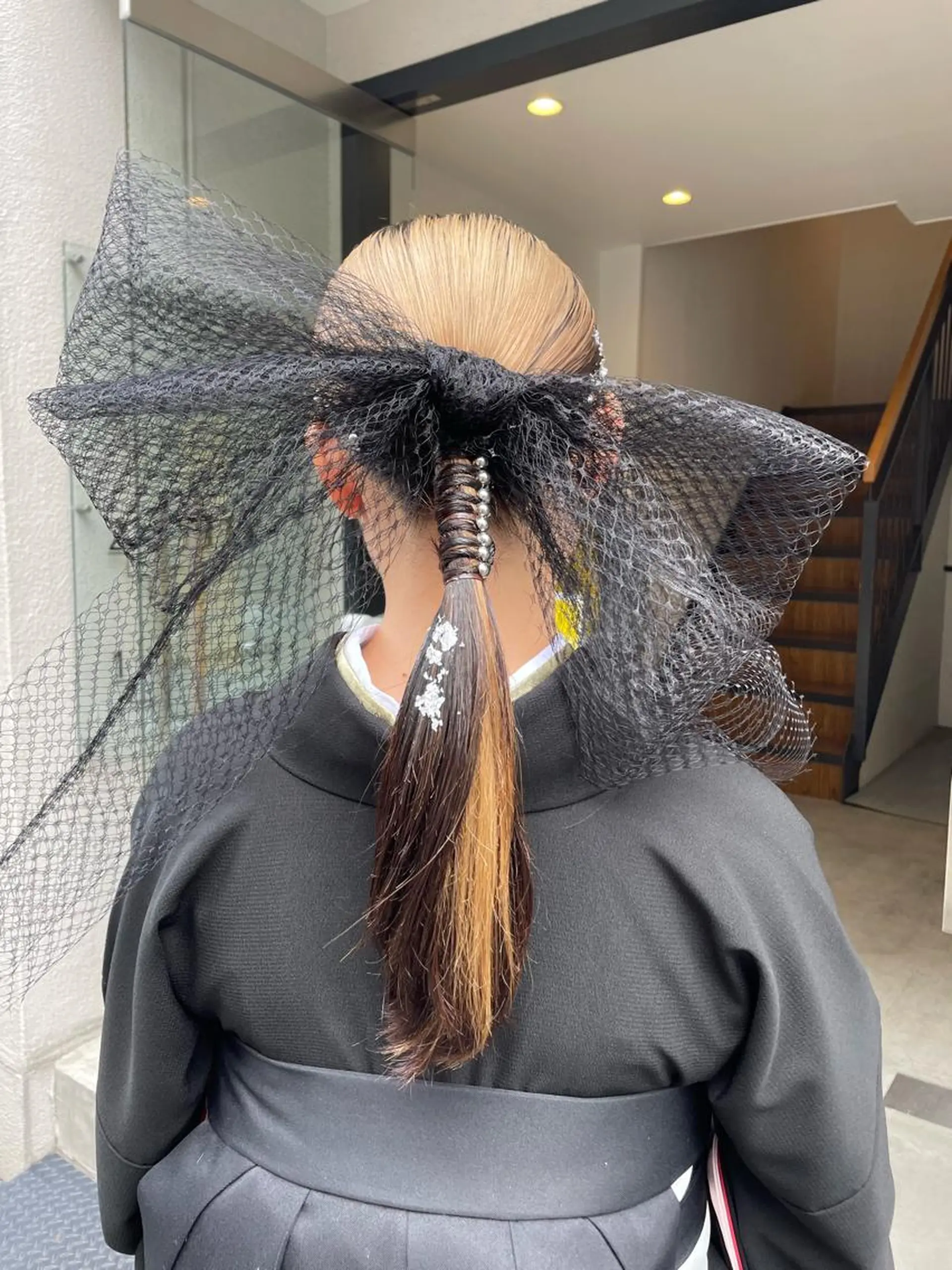 セミロング ヘアアレンジ 卒業式のヘアスタイル 心斎橋/レイヤー/ ブリーチ/モエのヘアスタイル