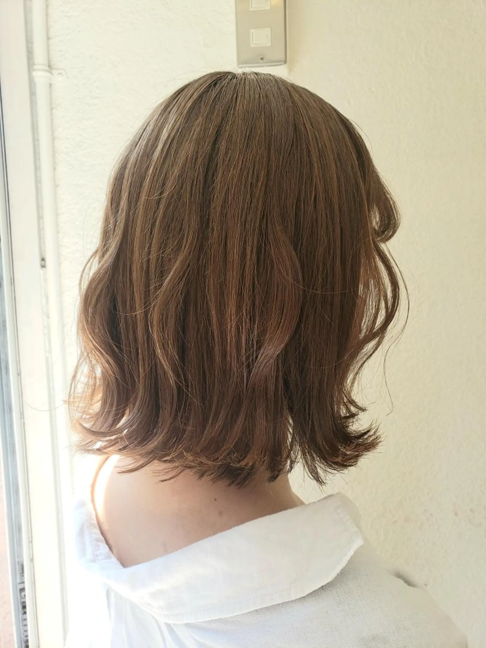 ミディアム カット ヘアカラー トリートメント 🇰🇷透明感×ハイ トーン🌟tomoのヘアスタイル