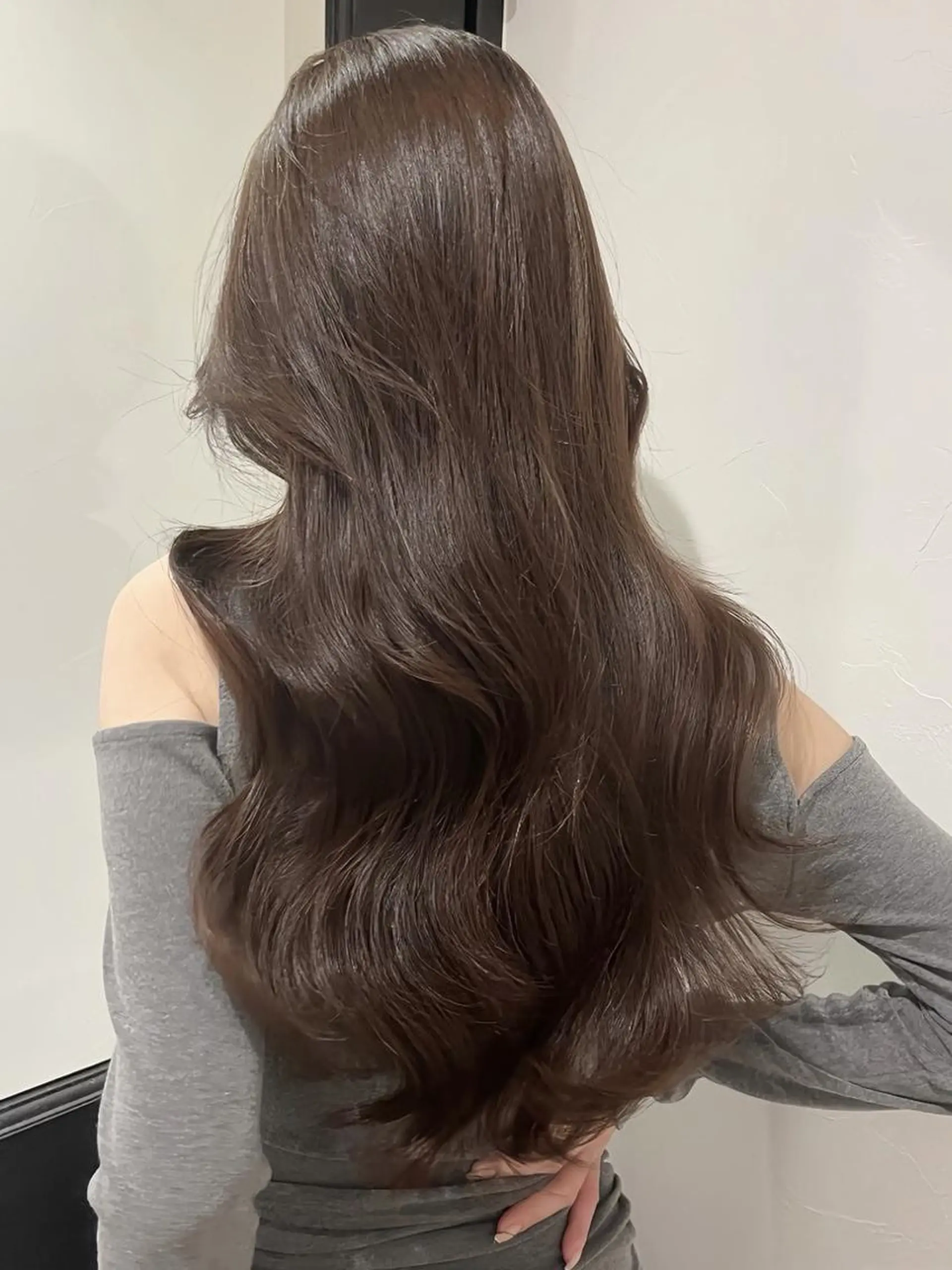 セミロング カラー ブリーチ ケアブリーチ ダブルカラー 顔周りカット 韓国風ヘア eve🐰束間まつ毛 /透明感カラーのヘアスタイル