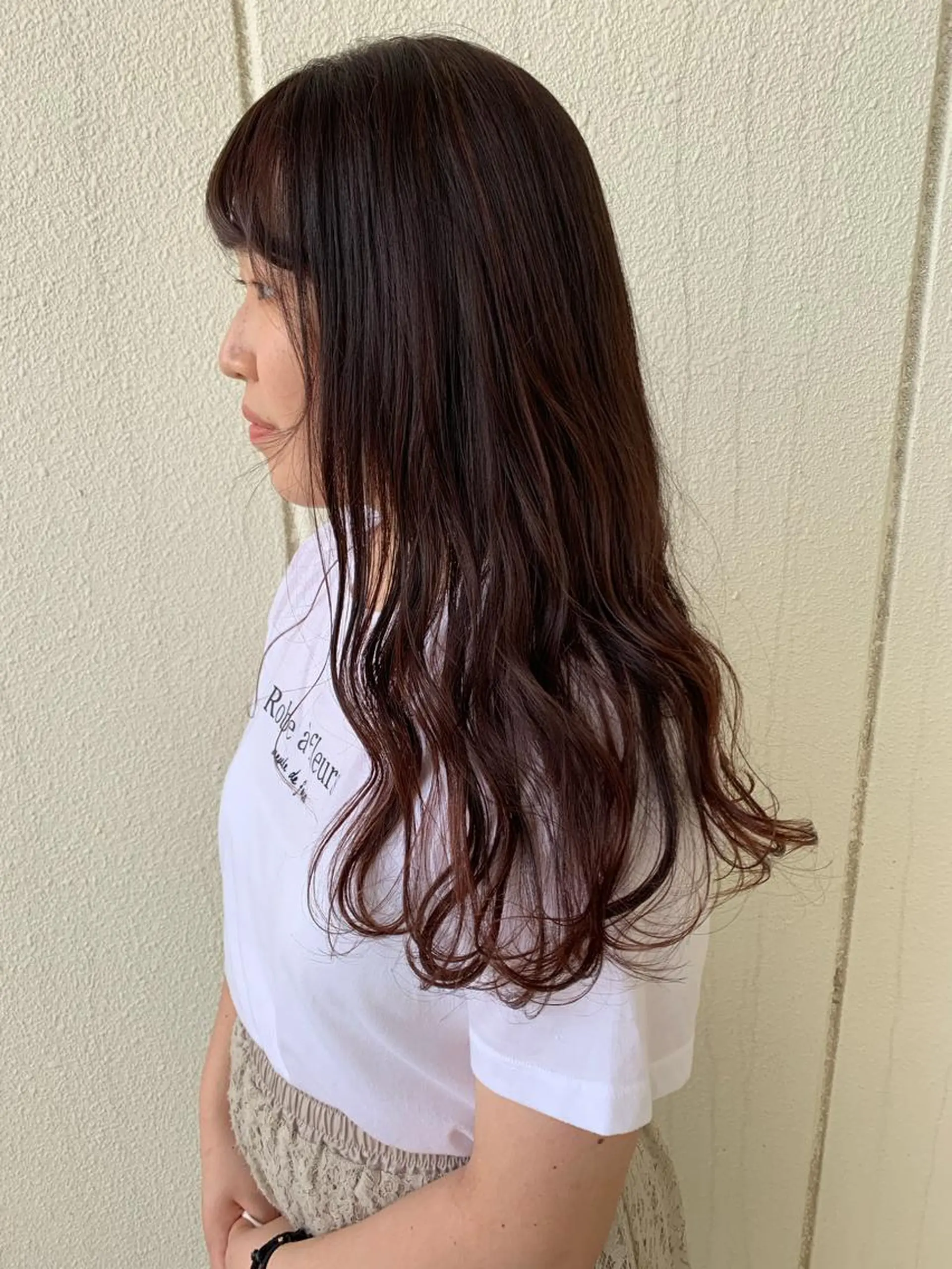 ロング カラー ベージュカラー ピンクカラー ピンクベージュ カット ヘアカラー 顔まわりカット✄ ベージュカラー🧸のヘアスタイル
