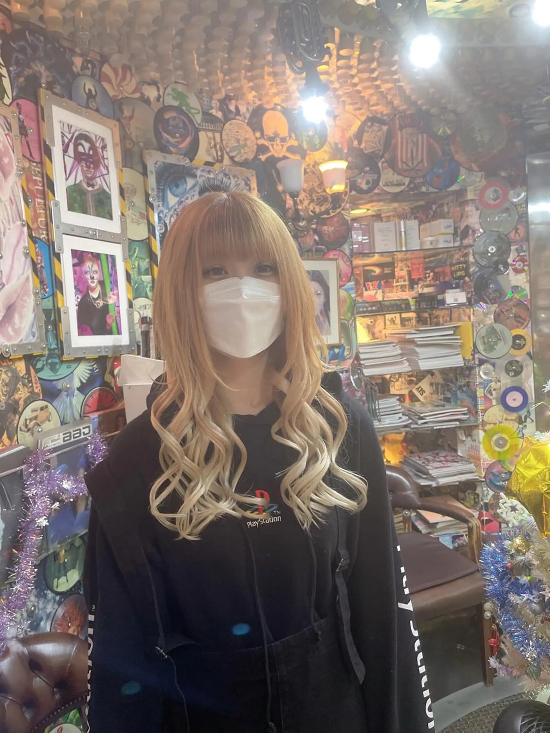 ロング カラー ヘアアレンジ 編み込みエクステ ブリーチ ケアブリーチ ハイトーンカラー エクステ 🌈派手髪エクステ ブレイズ🌈ひろとのヘアスタイル