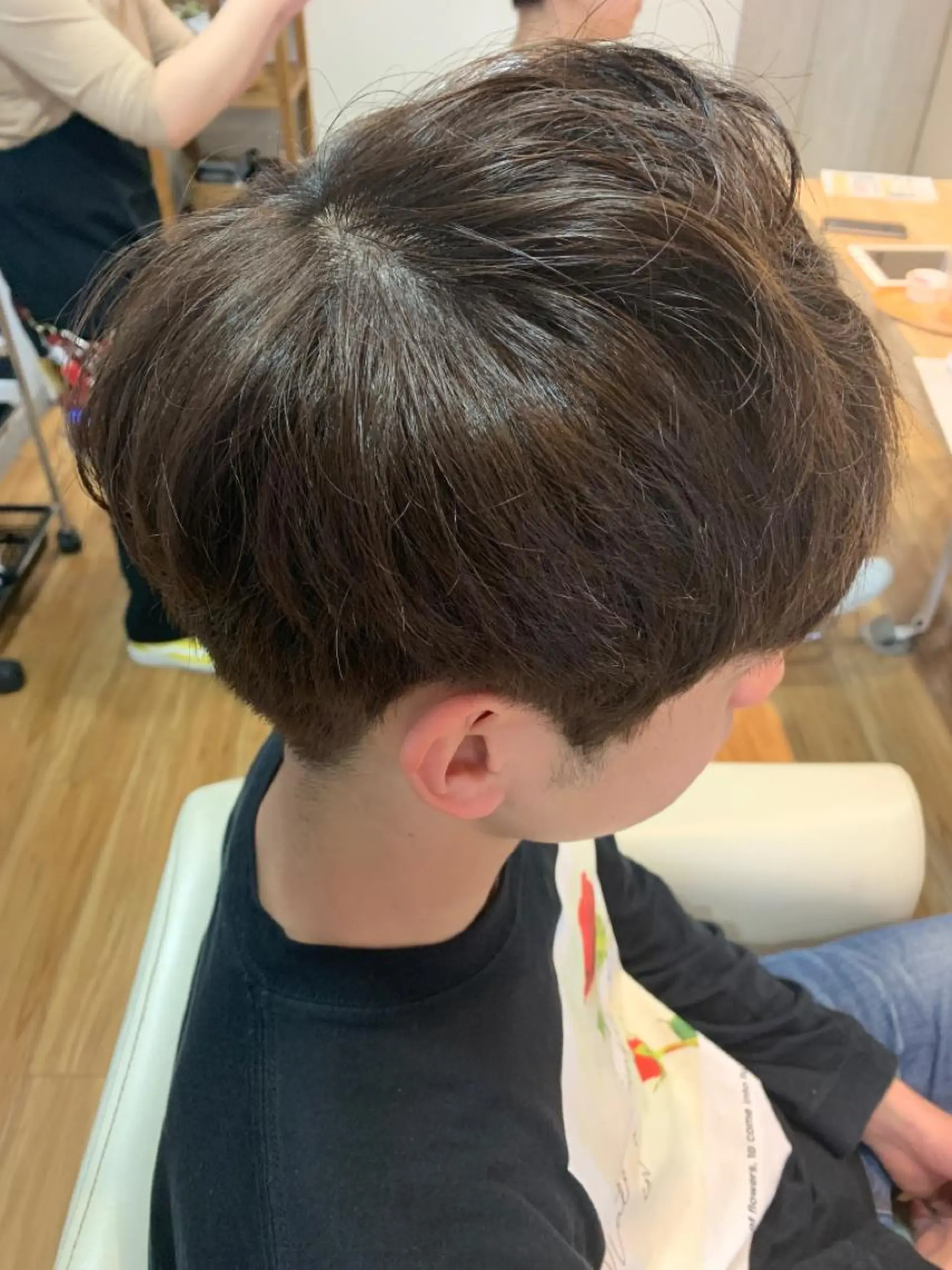 ショート カラー メンズ ブラウンカラー カット ヘアカラー トリートメント 🔥メンズ特化🔥 パーマ🔥カメイのヘアスタイル