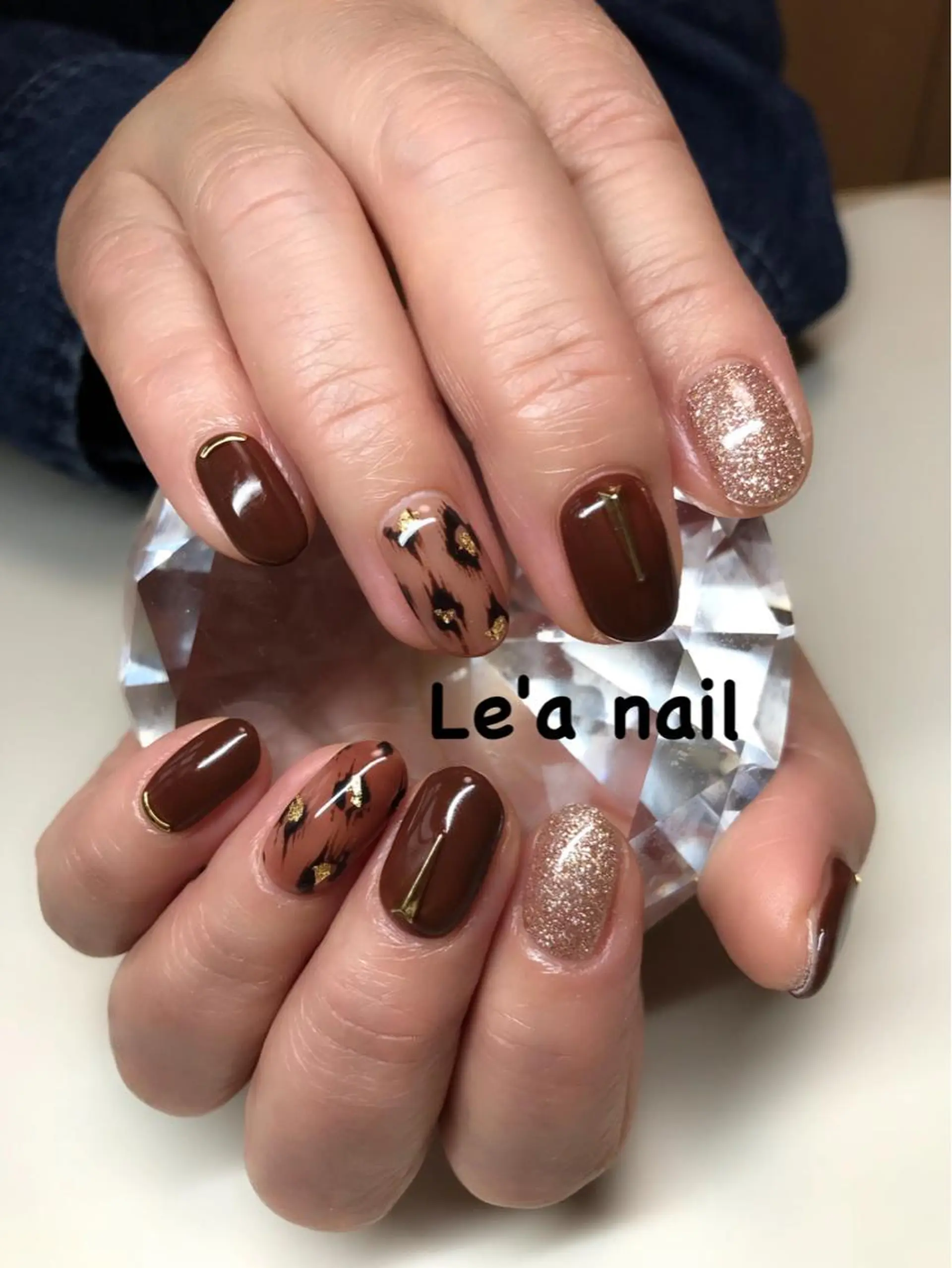 ネイル アニマル柄 ブラウン 'mm所属・'mm  (ミリ) ＭＡＮＡＭＩのネイルデザイン