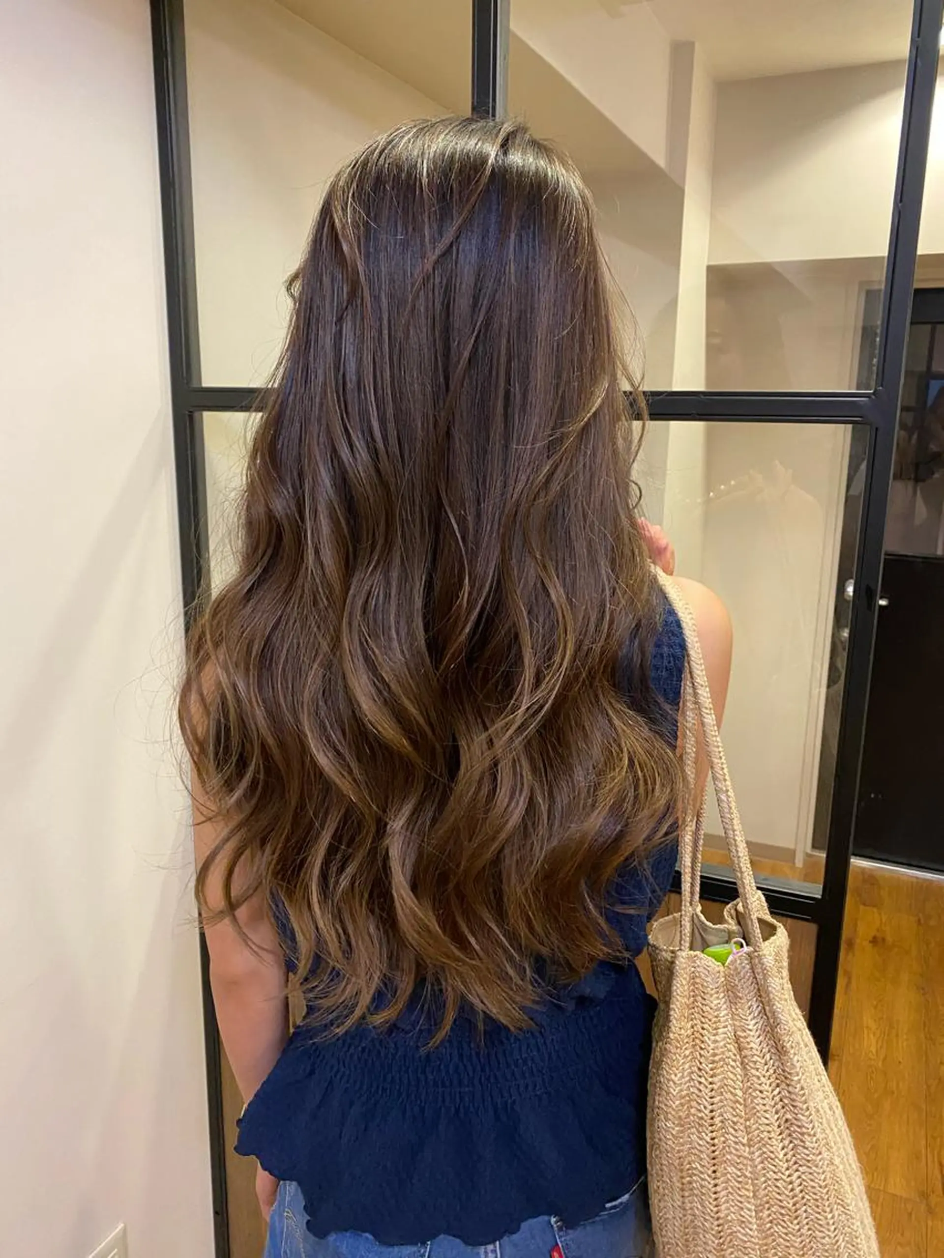 ロング MAAT所属 AKANEのヘアスタイル