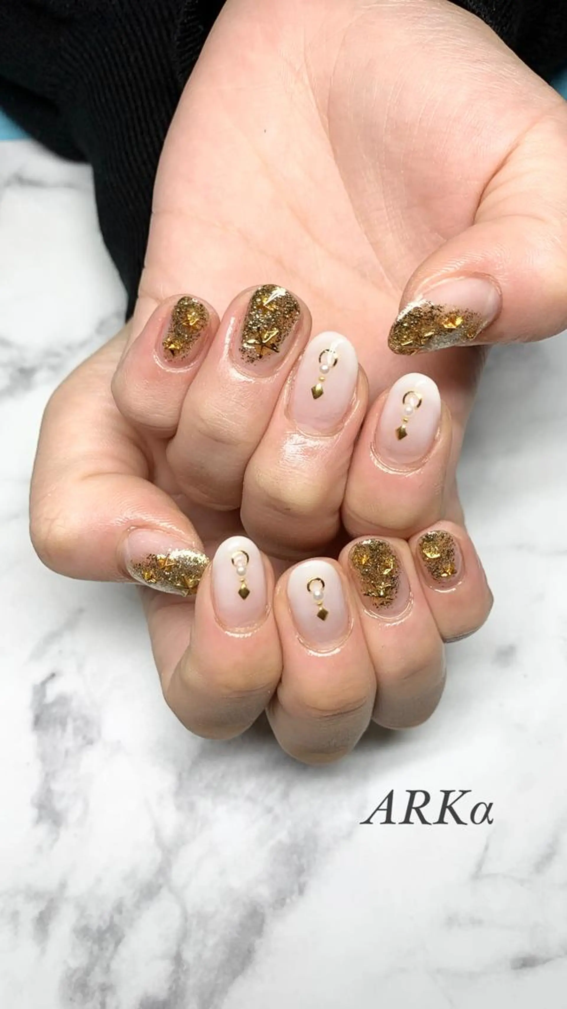 ミディアム ネイル ハンドネイル Nailsalon ARKαのネイルデザイン