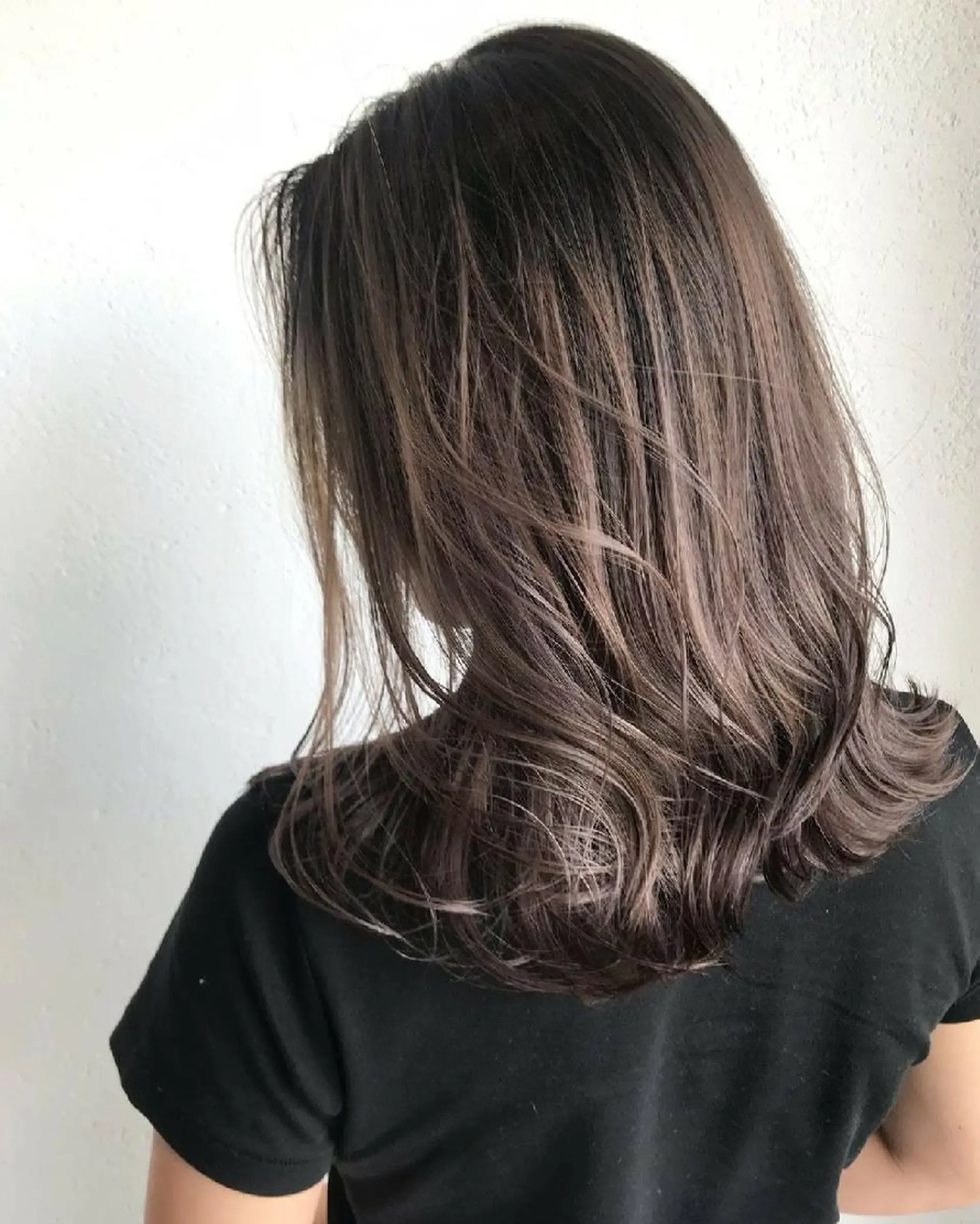 セミロング カット ヘアカラー トリートメント 髪質改善/白髪ぼかし レイヤーカットemiのヘアスタイル