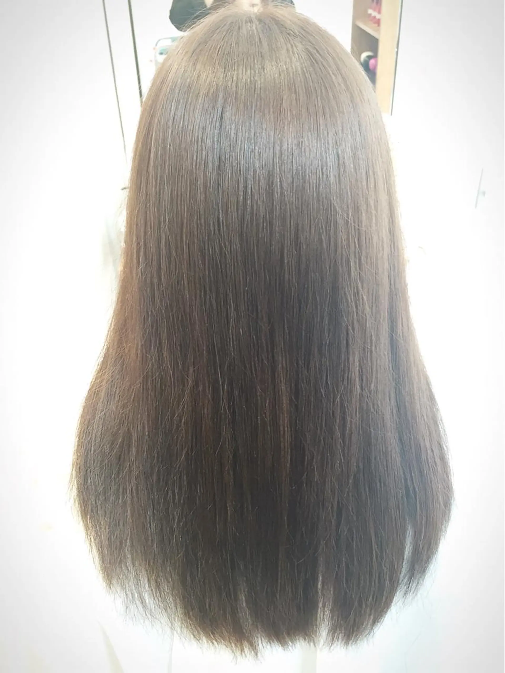 ミディアム セミロング ロング カラー ベージュカラー ロング 透明感♡︎♡︎ 佐々木早苗のヘアスタイル