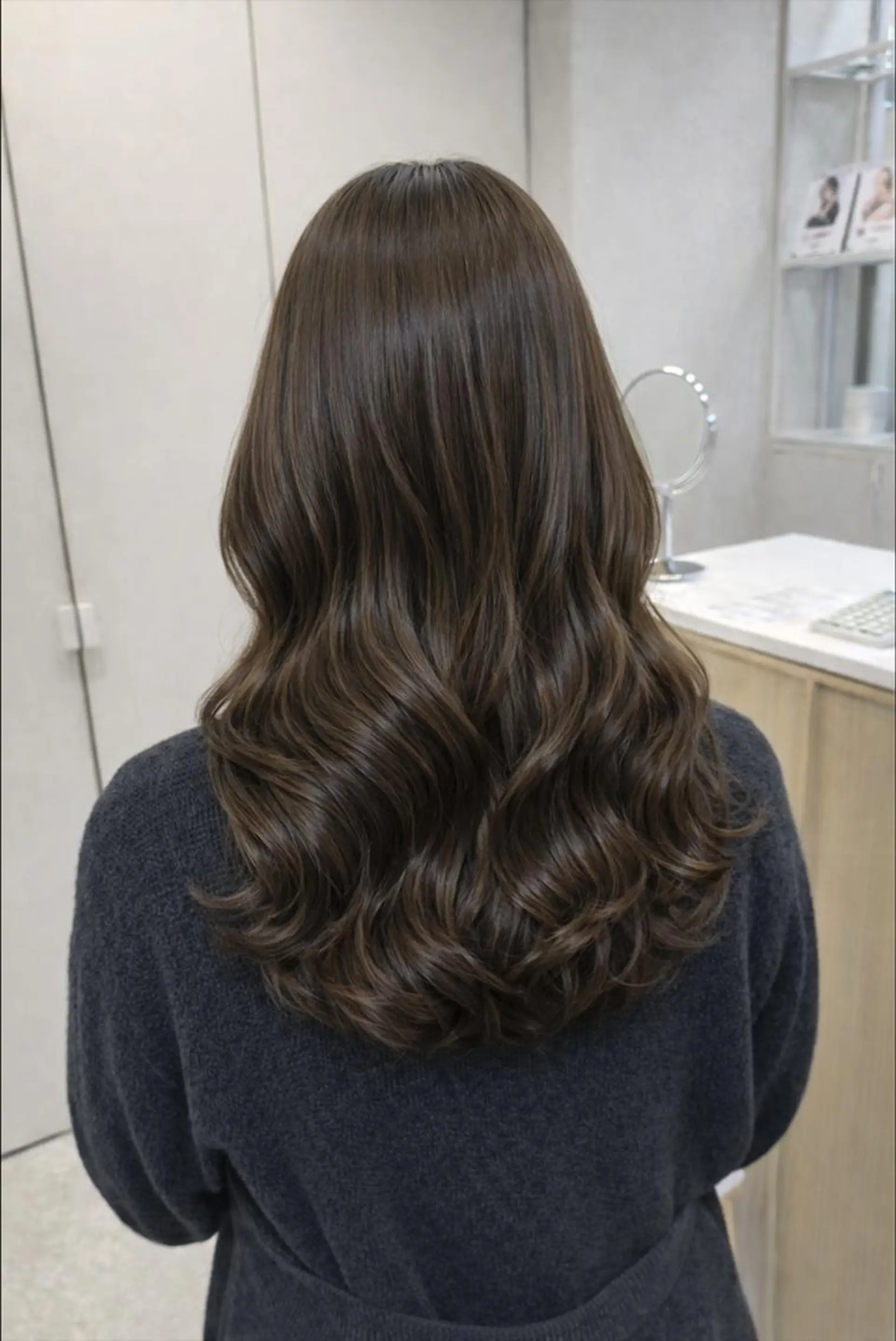 ロング パーマ レイヤー/パーマ 透明感カラー倉持弘人のヘアスタイル