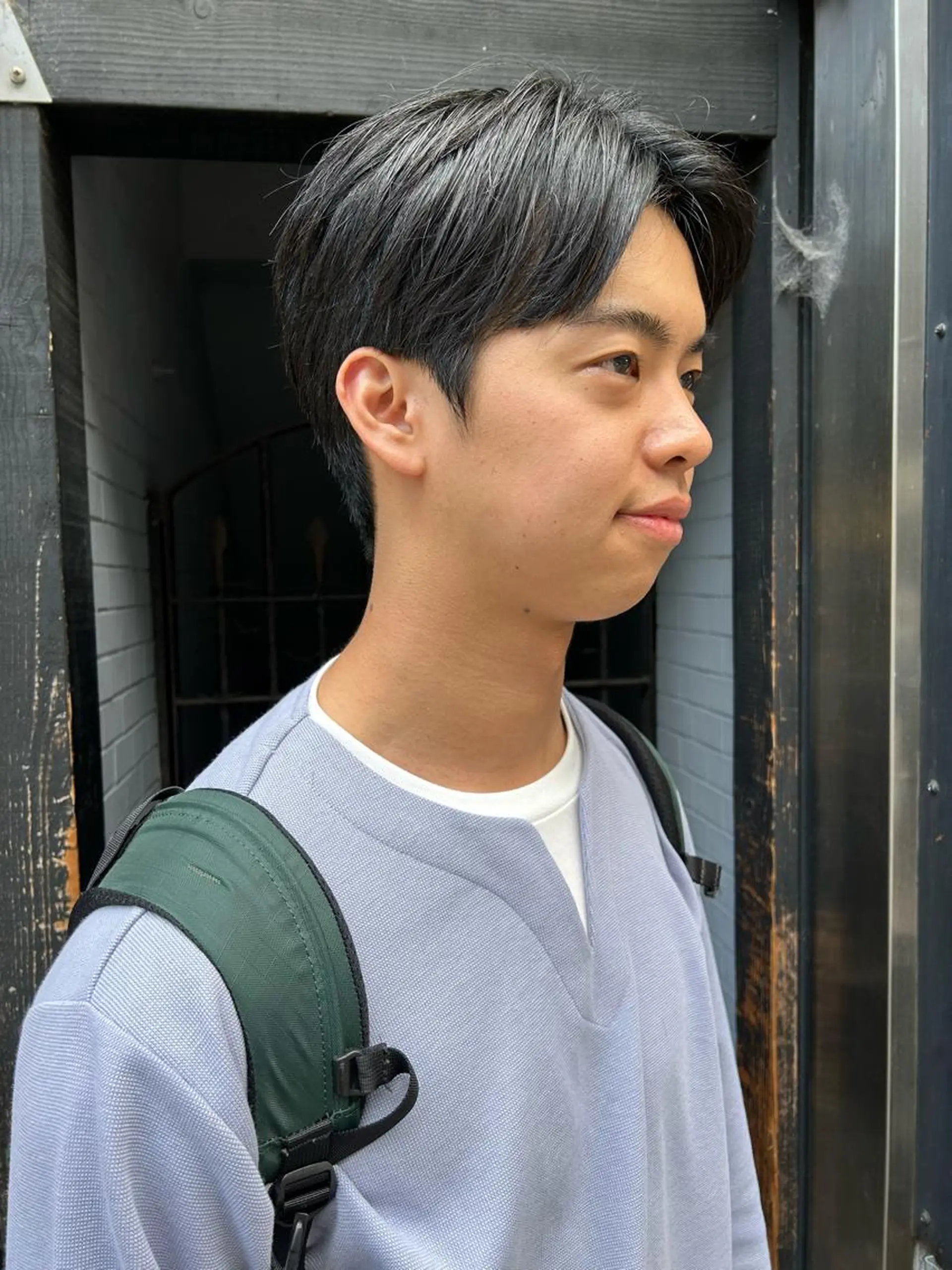 ショート メンズ メンズブリーチ センターパート メンズハイライト メンズインナーカラー メンズパーマ 💈メンズ短髪特化 ✂︎伊藤大輝💈のヘアスタイル