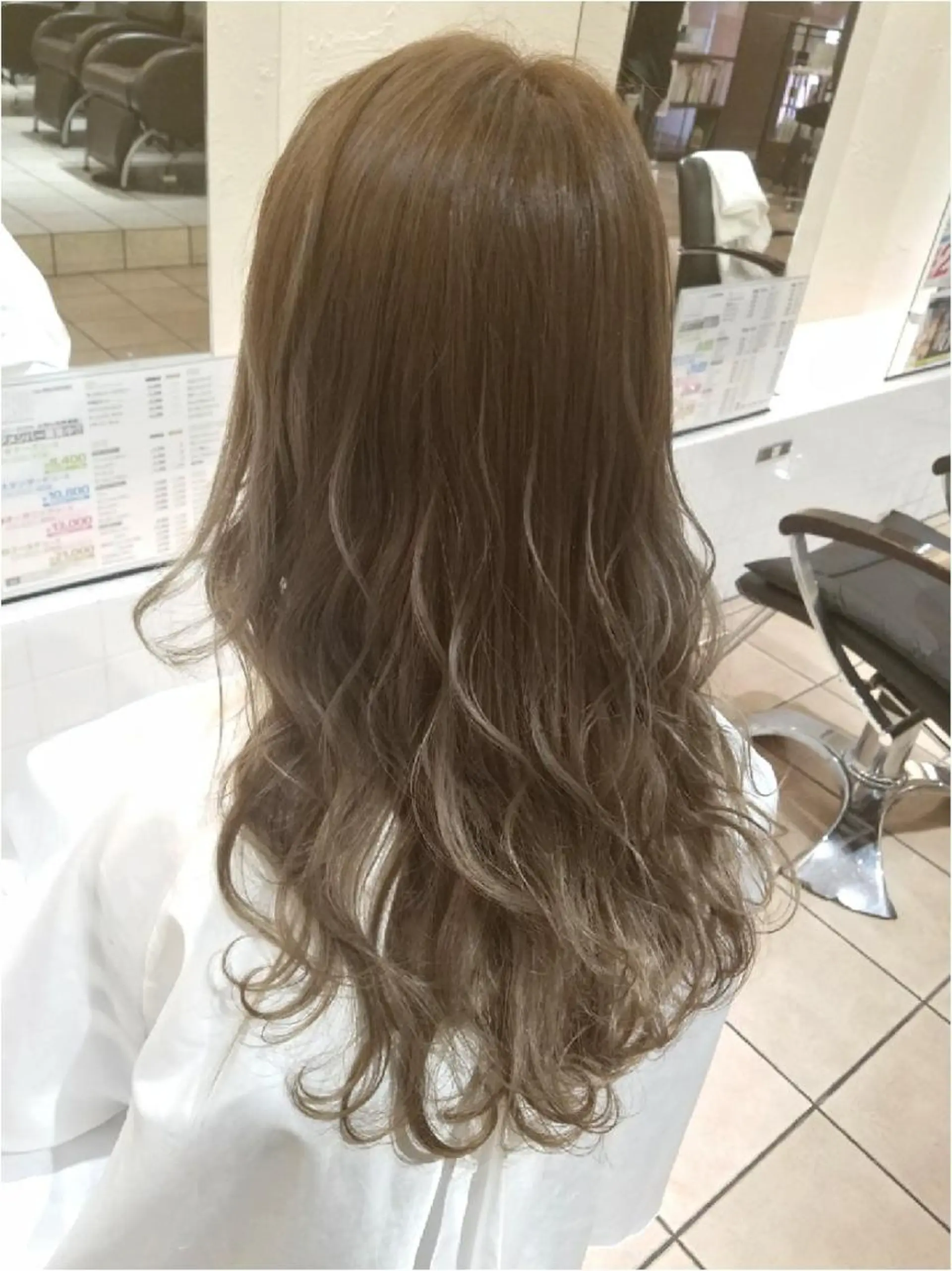 ミディアム カラー ヘアアレンジ グレージュ 【髪質改善美容師】t occa茨木篠原健太のヘアスタイル