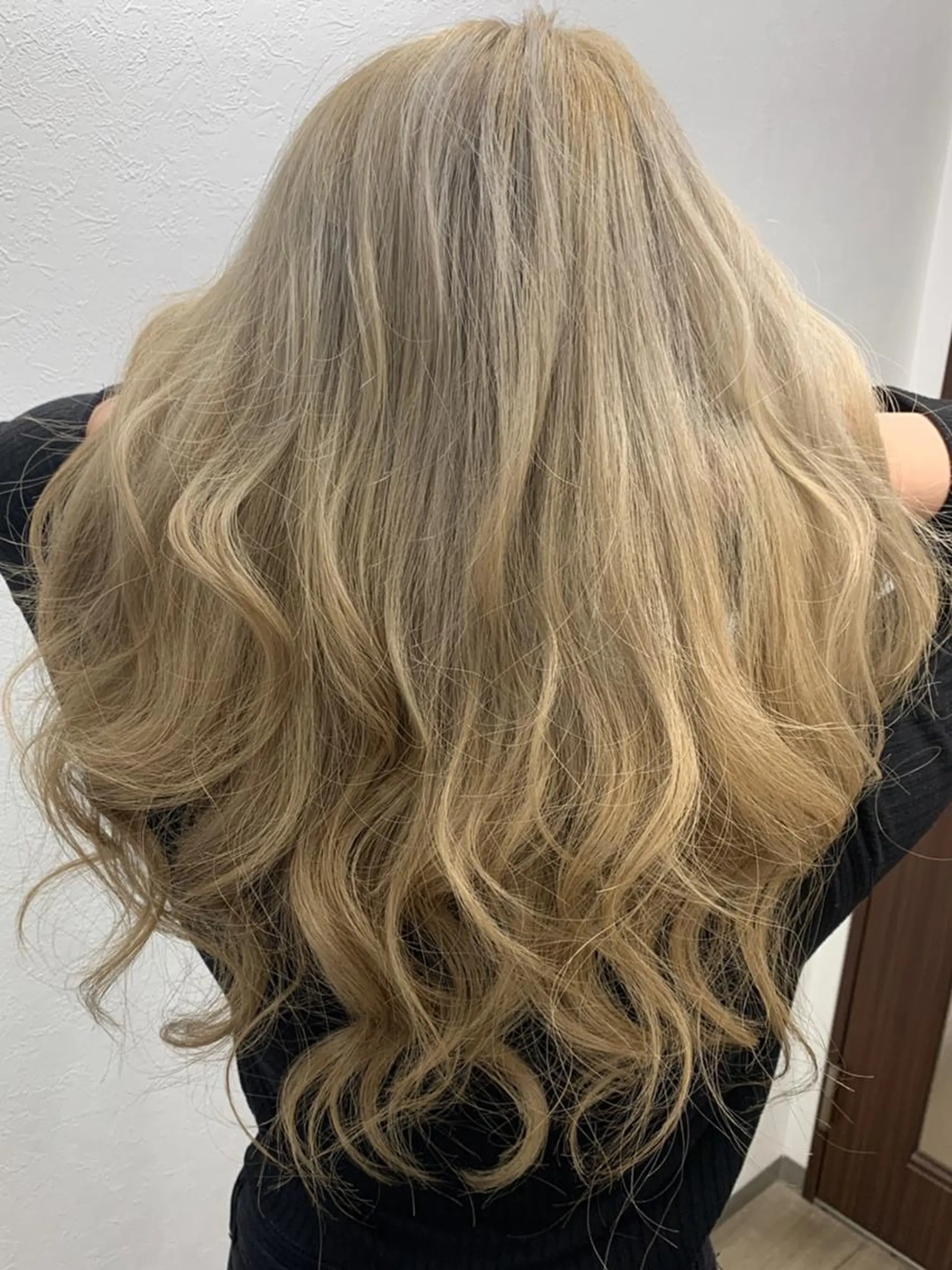 ロング Crystal 船橋のヘアスタイル