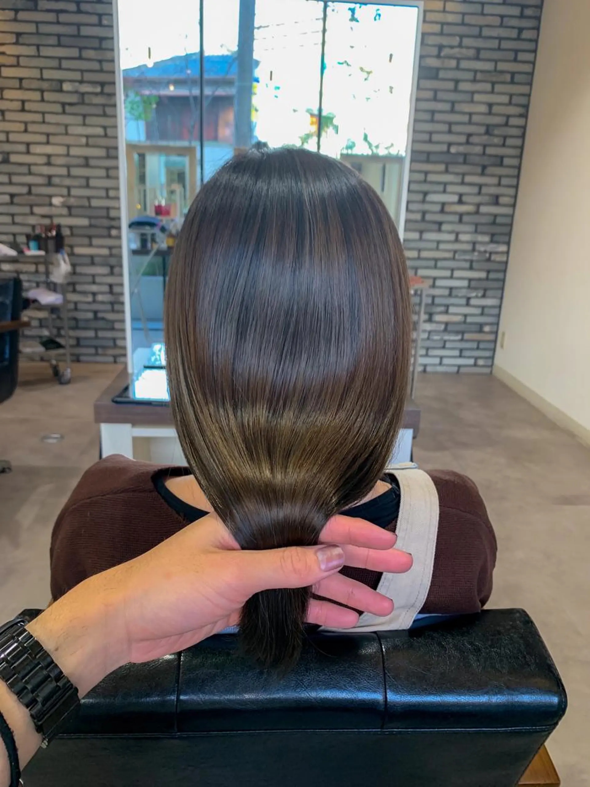 セミロング ハイライト 髪質改善 韓国風ヘア 縮毛矯正 トリートメント カット 縮毛矯正 トリートメント 地毛風ストレート/ 髪質改善/榎本流行のヘアスタイル