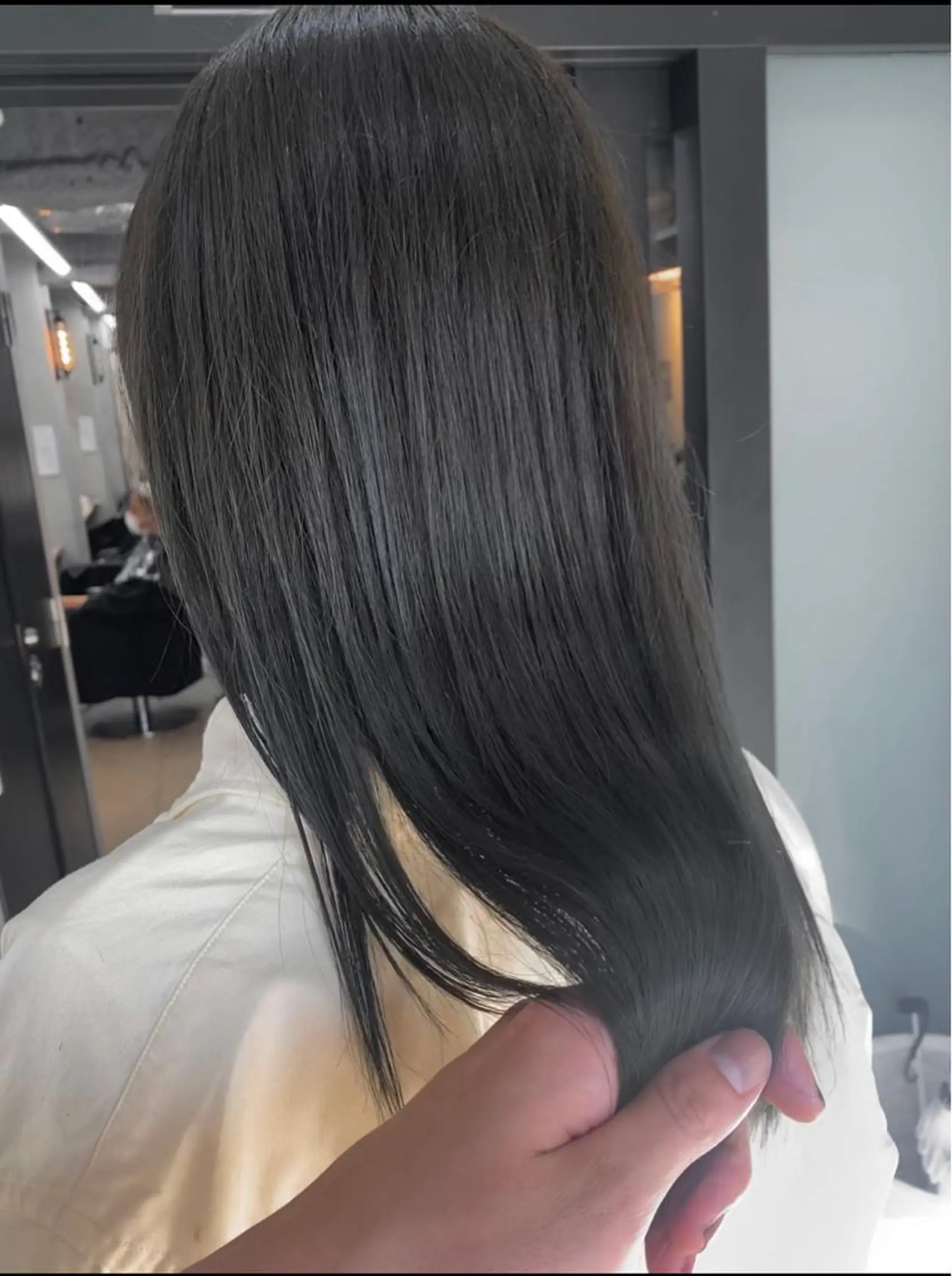 セミロング カット トリートメント ヘアセット 新宿/韓国ヘア/ 髪質改善ストレートのヘアスタイル