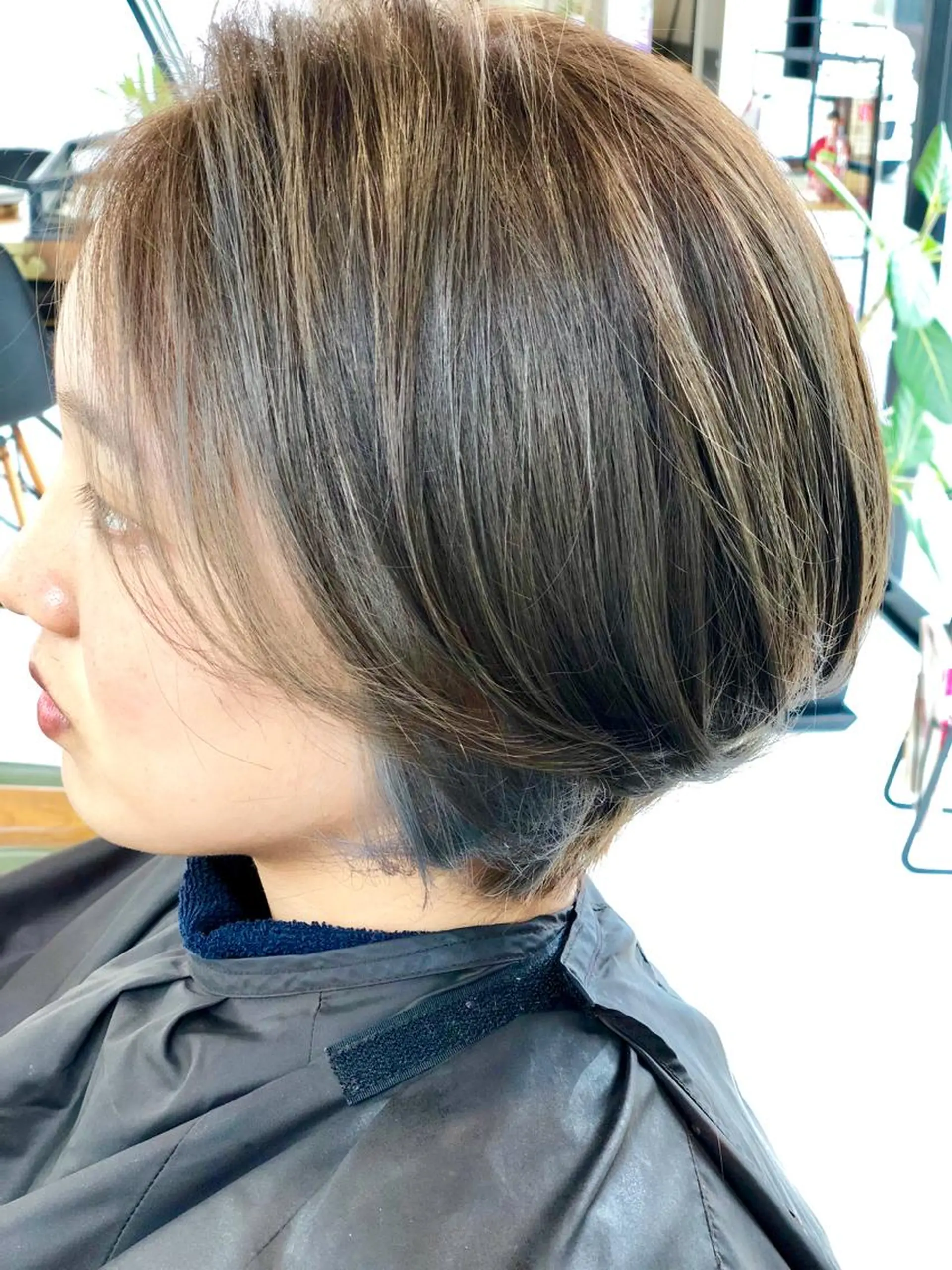 ショート カラー 山田 香織のヘアスタイル