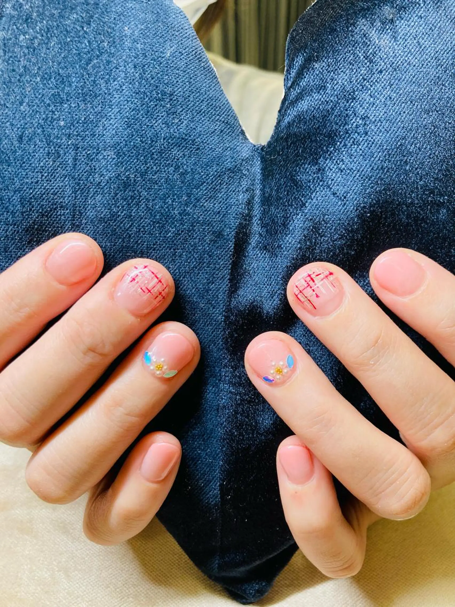 ネイル 寺山 千鶴のネイルデザイン