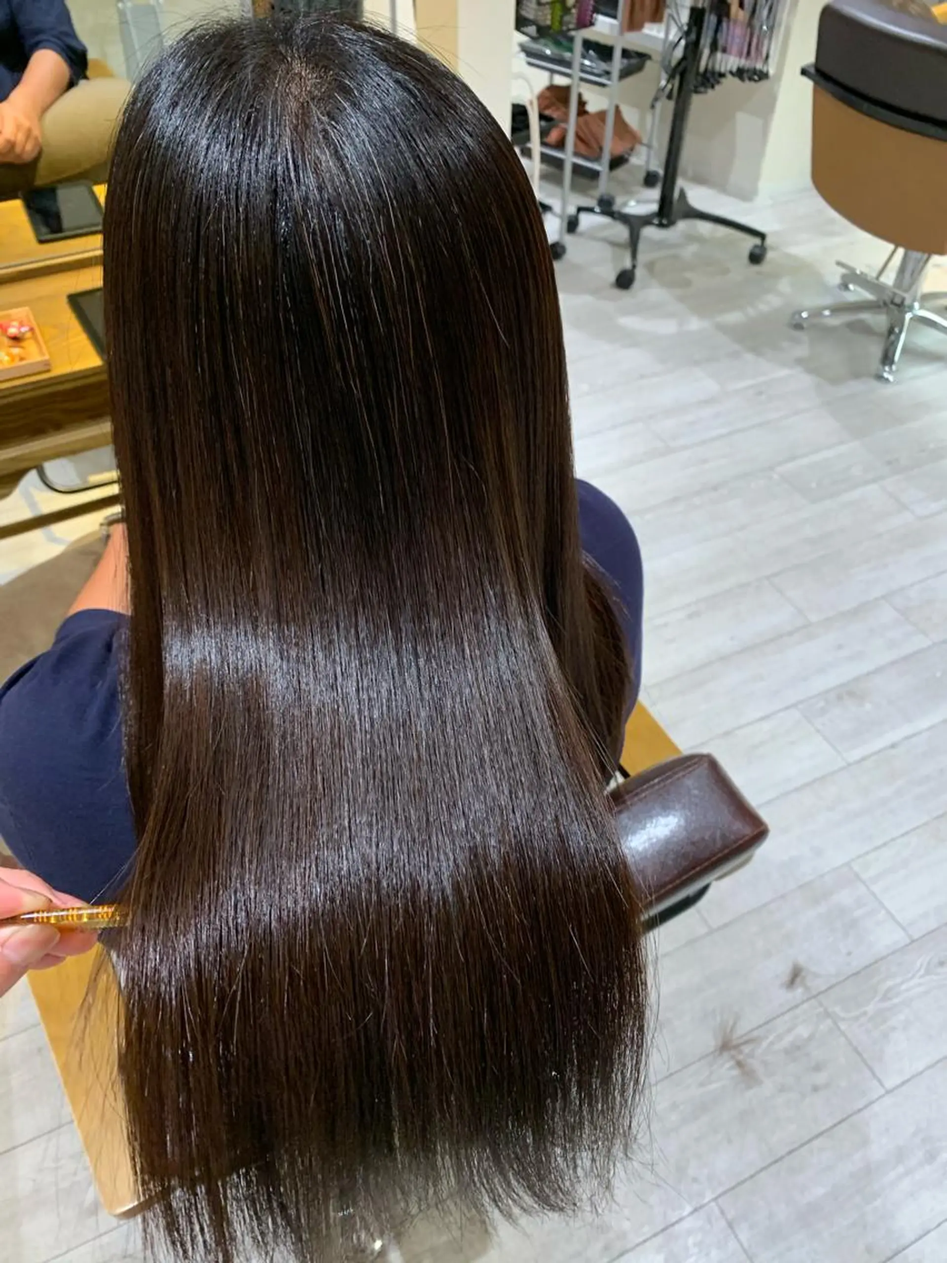 ロング パーマ 小島嵩人 縮毛矯正 髪質改善のヘアスタイル