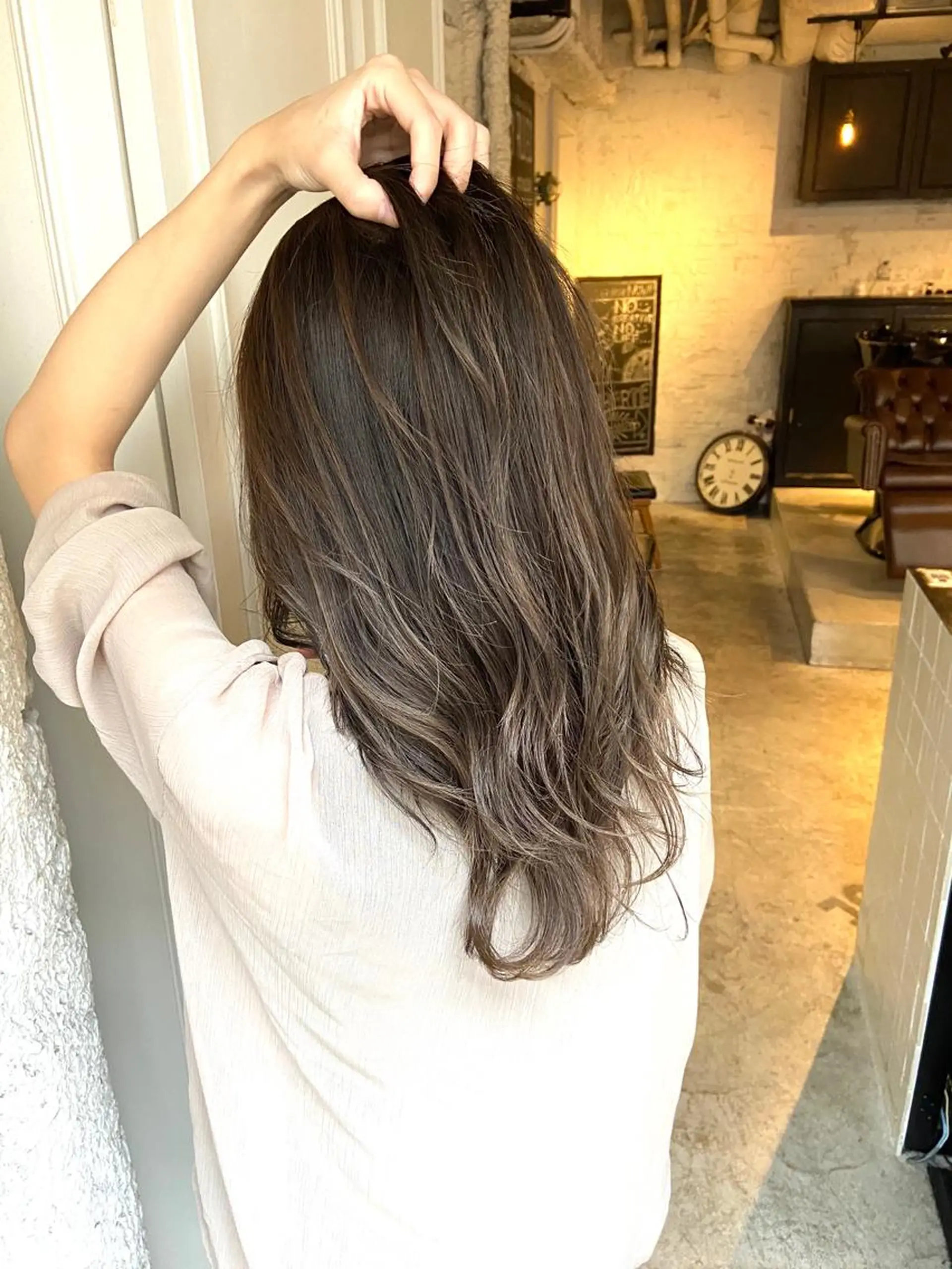 セミロング シンカ 表参道のヘアスタイル