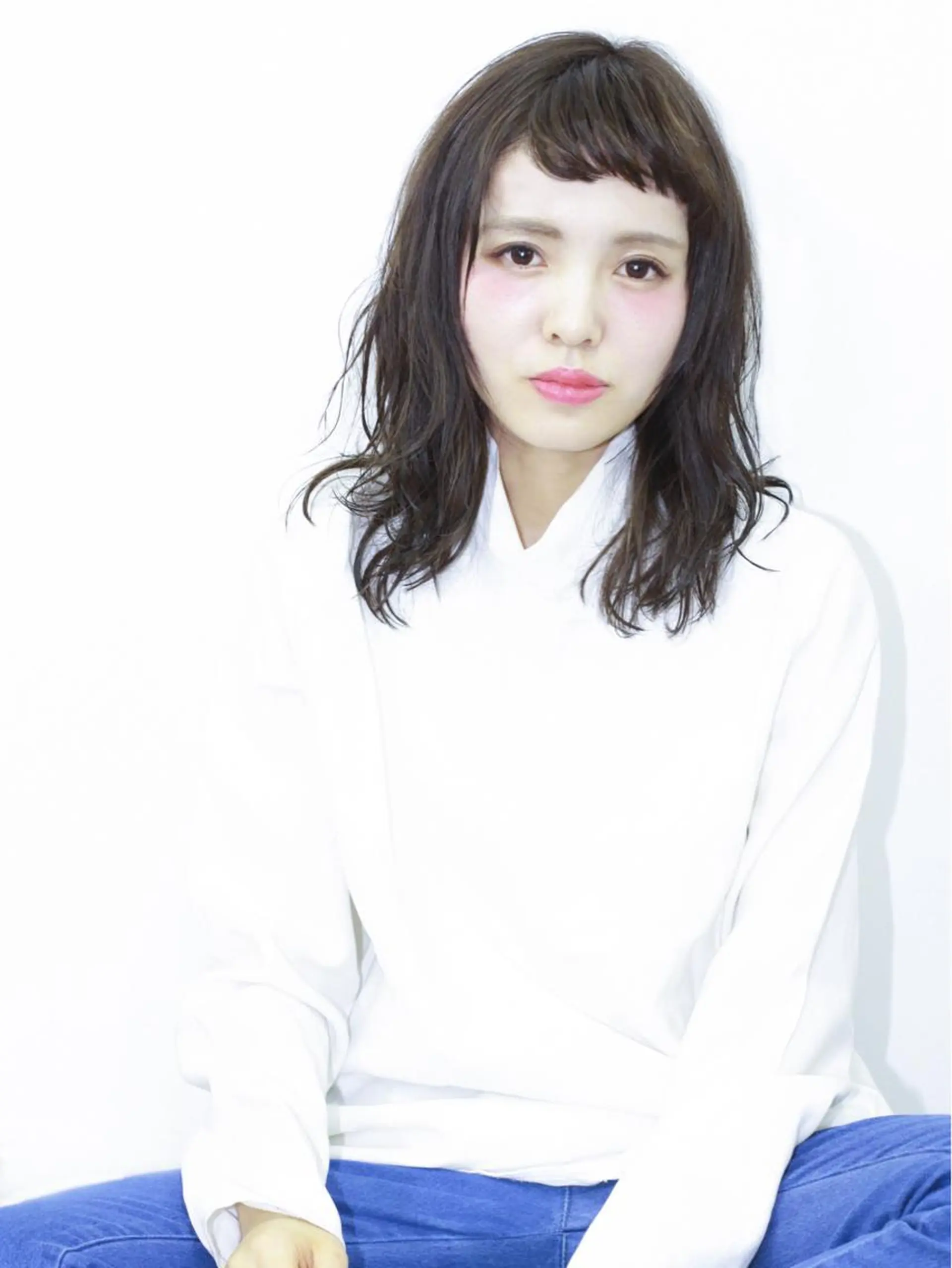 セミロング YOKOI SHINJIのヘアスタイル