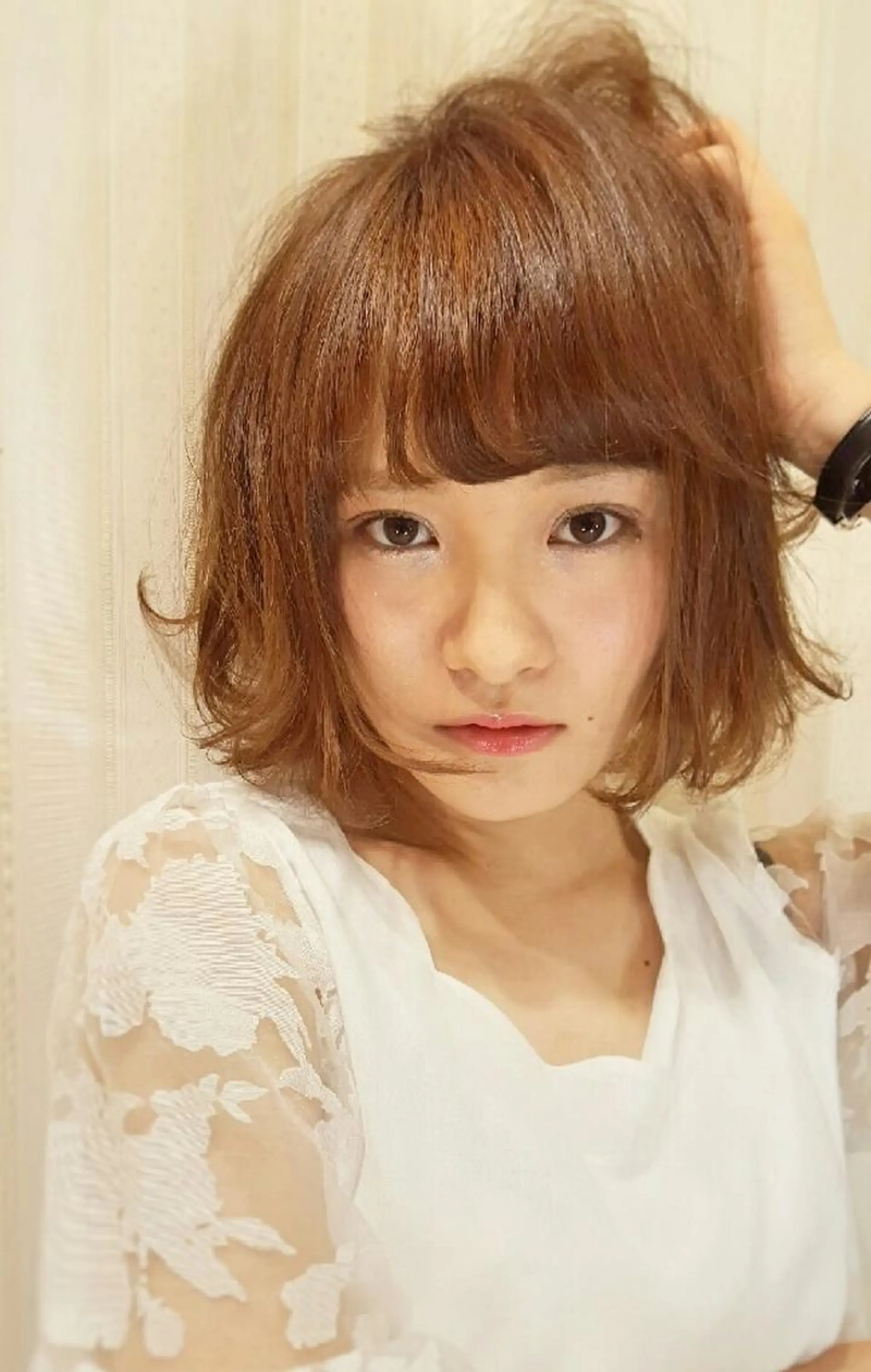 ショート カラー パーマ ボブ 外ハネヘア デジタルパーマ 秋山 幸太のヘアスタイル