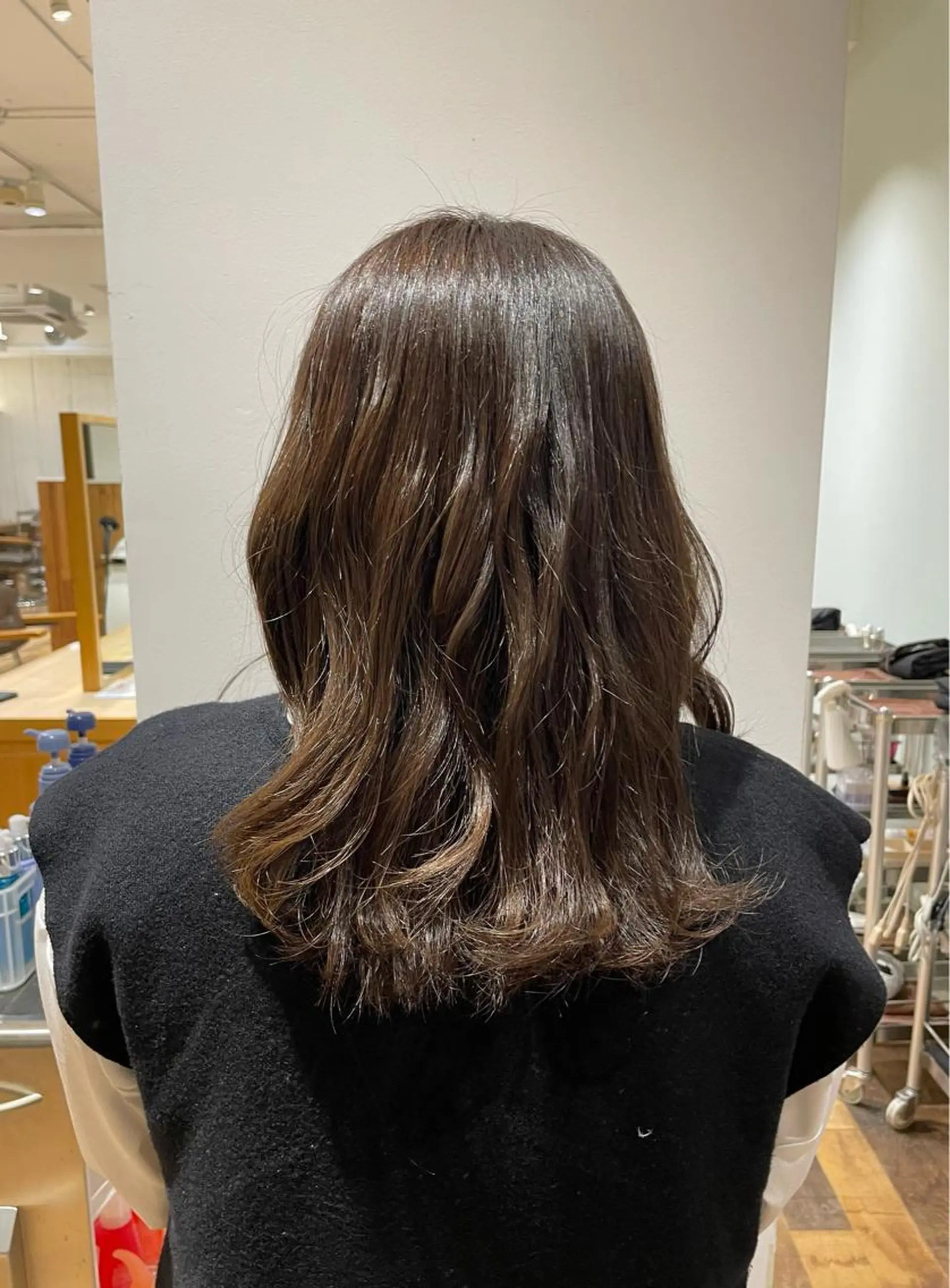 ミディアム 井上 ほのかのヘアスタイル