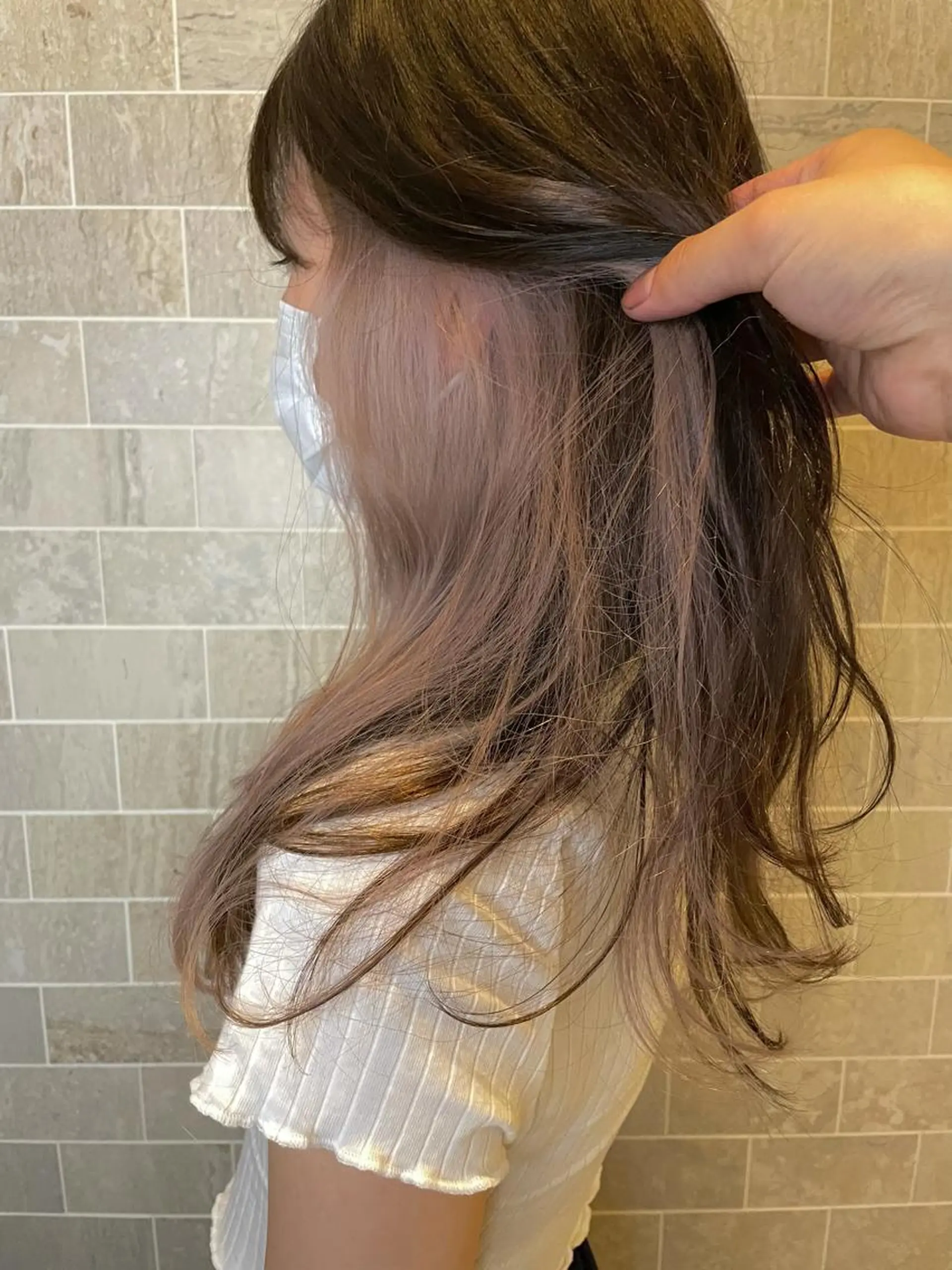 ロング ヘアカラー ブリーチ毛矯正.髪質 改善.髪にドラマをのヘアスタイル