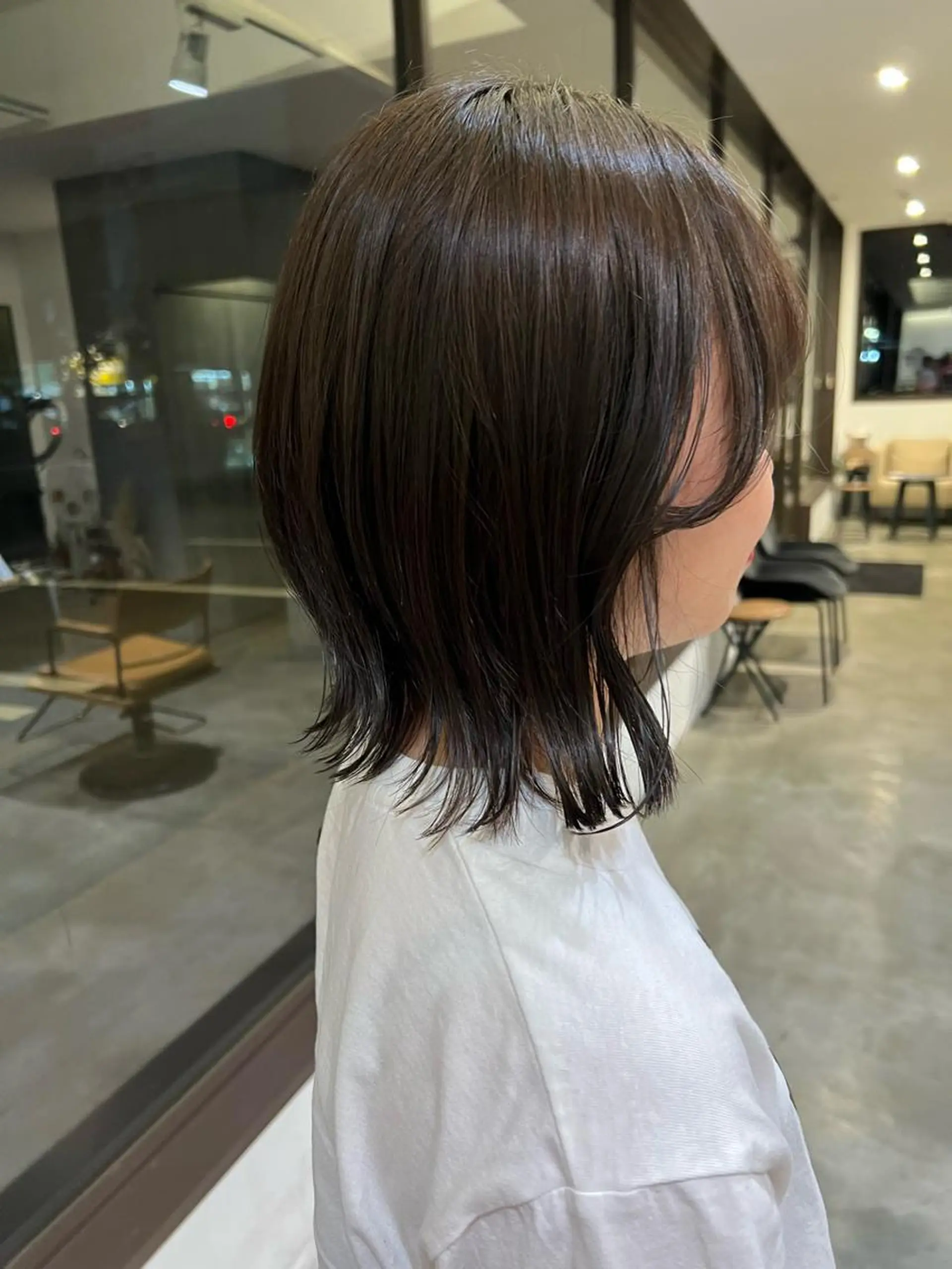 カラー 杉岡 ちさのヘアスタイル