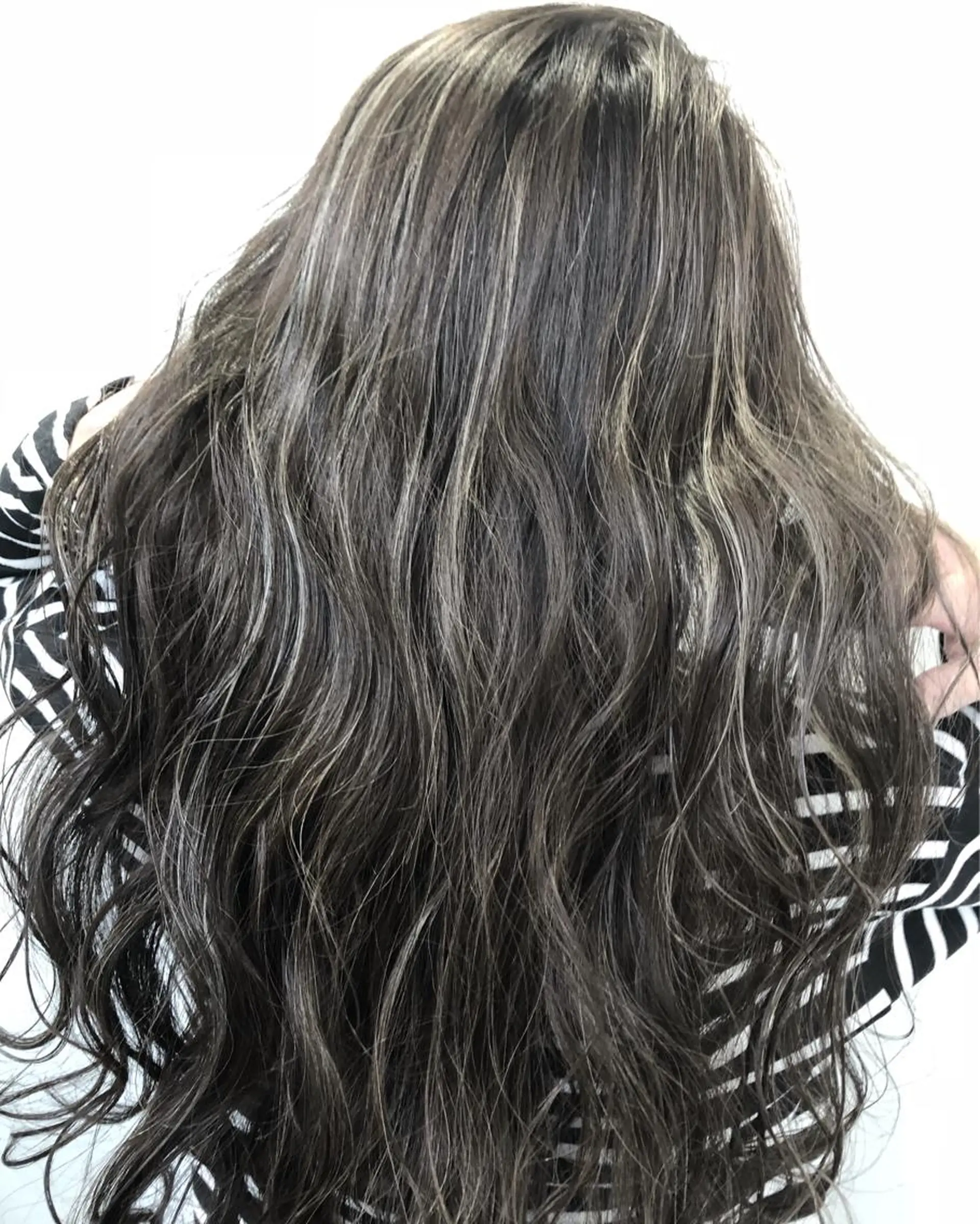 カラー カット パーマ トリートメント ブリーチ毛縮毛矯正 👑山口のヘアスタイル