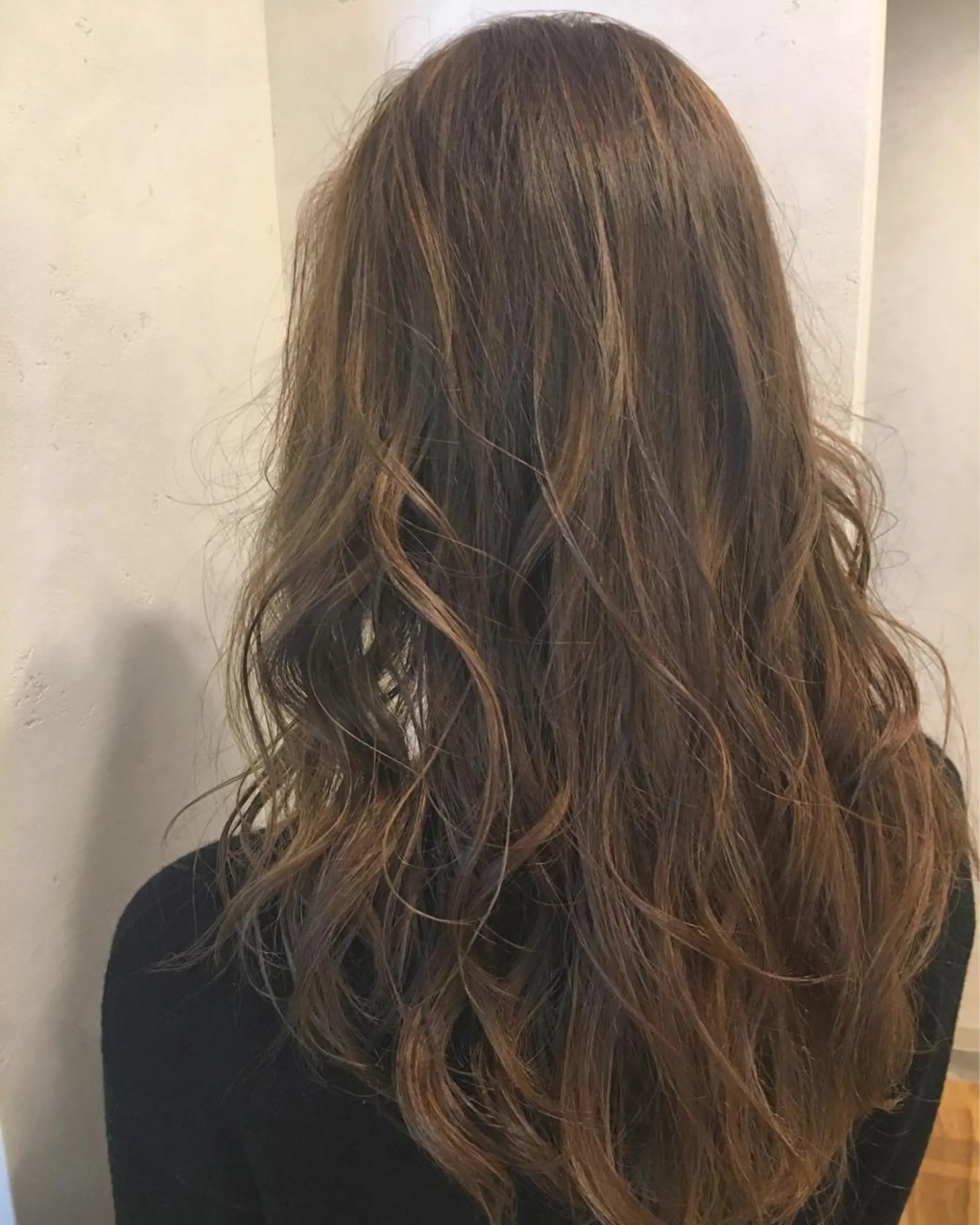 セミロング カラー アッシュ ブリーチ ハイライトカラー ハイライト TOWA 野村　コウダイのヘアスタイル